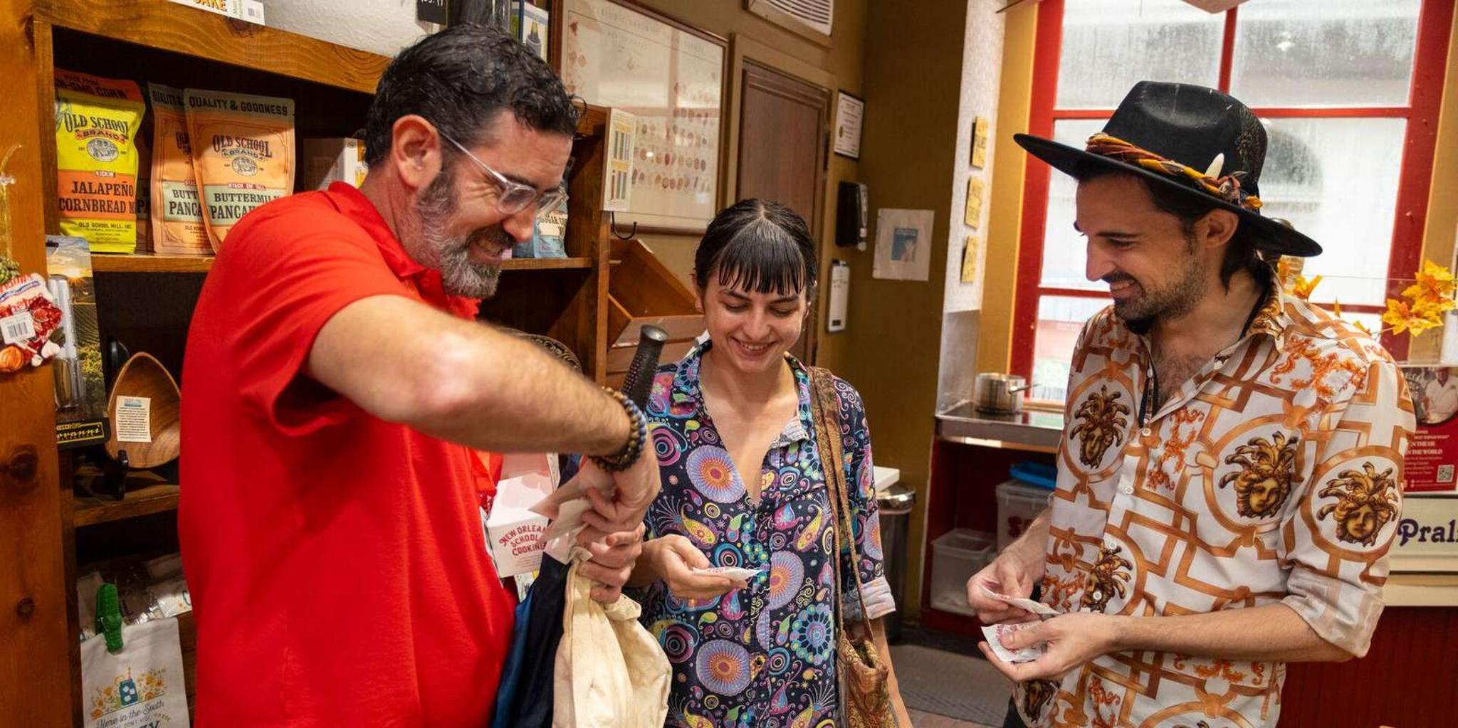 New Orleans French Quarter Food Tour - Image 3
