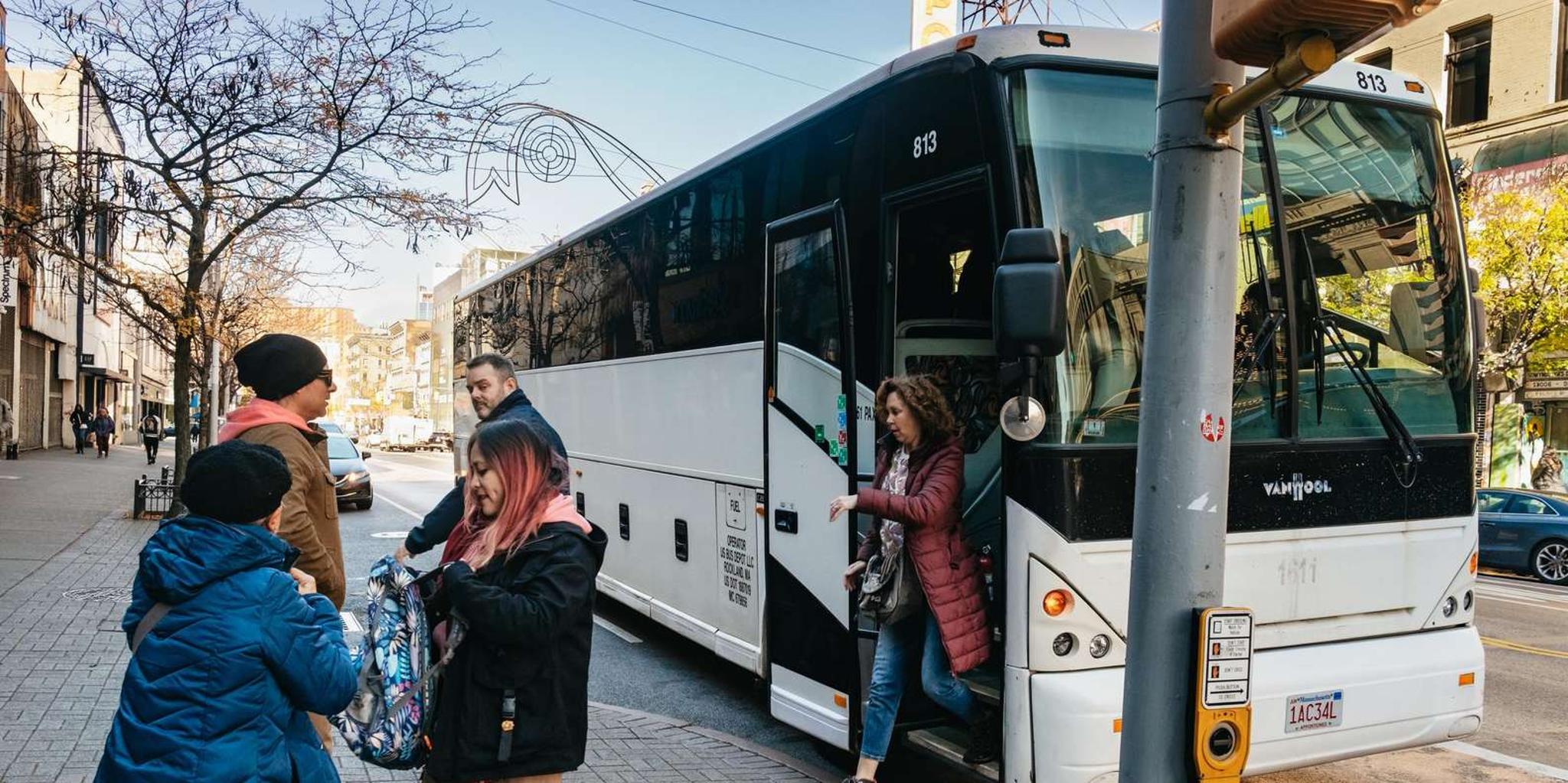 New York City Bus Tour of Brooklyn, Bronx, Queens - Image 6