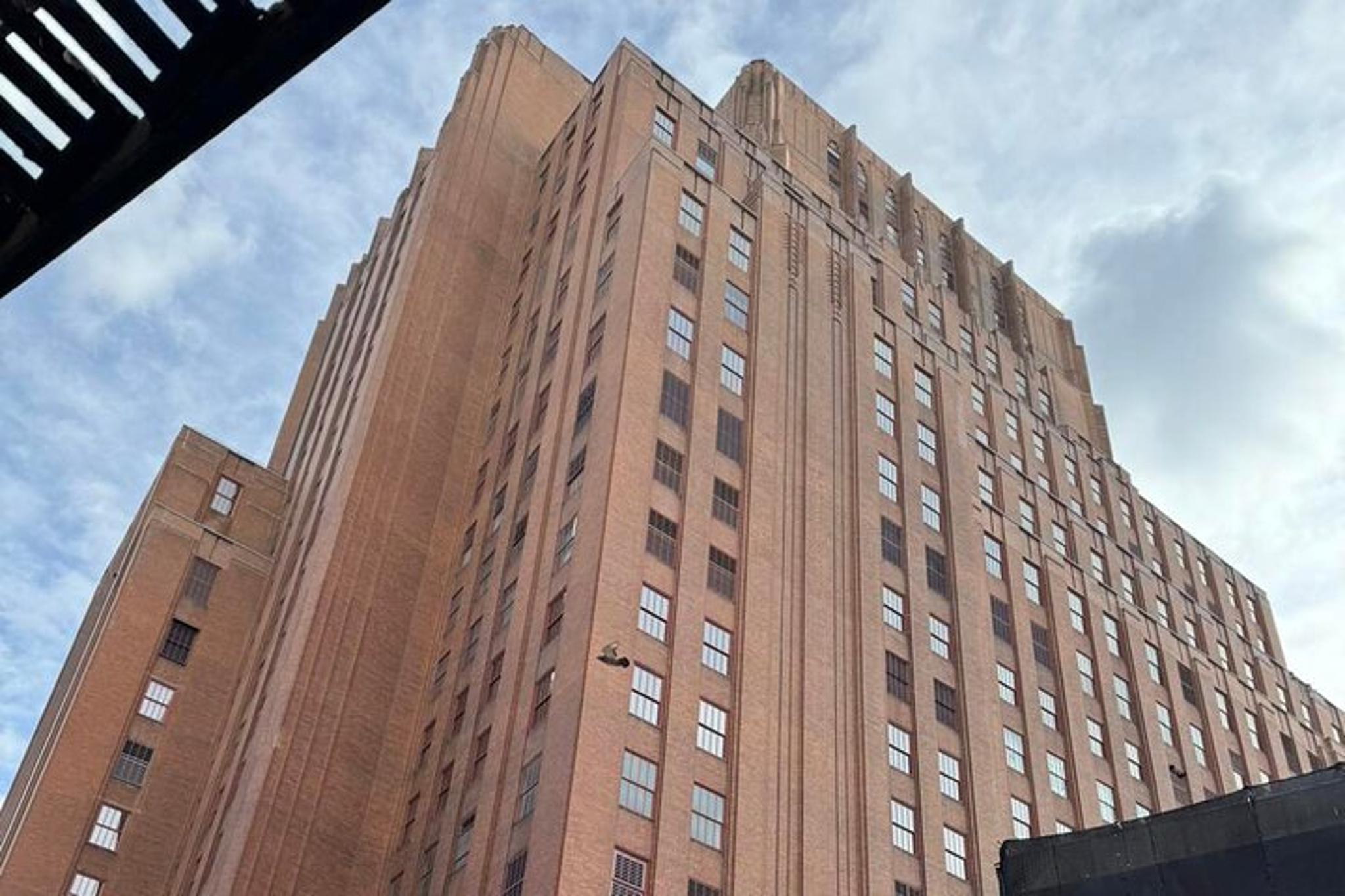 New York City Art Deco Tour in Lower Manhattan - Image 5
