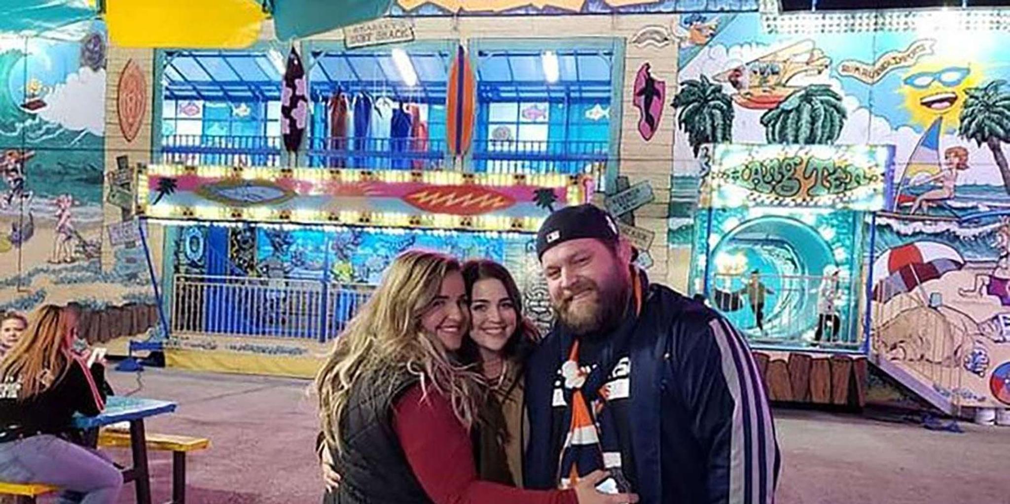 Galveston Pub Crawl Tour in the Strand District - Image 3