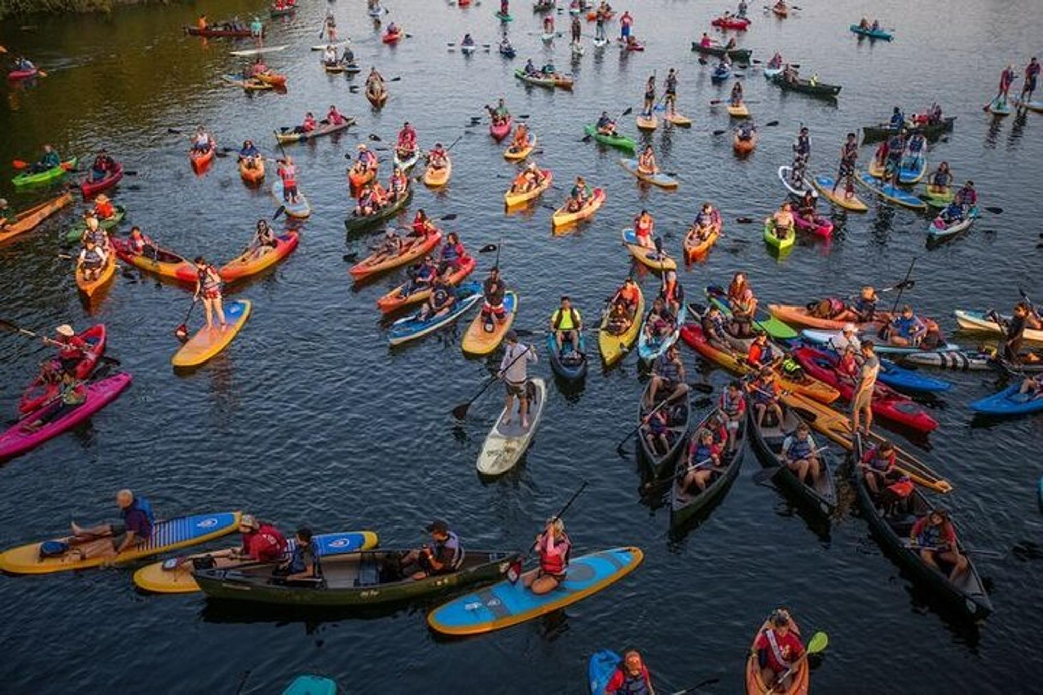 Austin Kayak Lessons on Lady Bird Lake 2 hr - Image 3