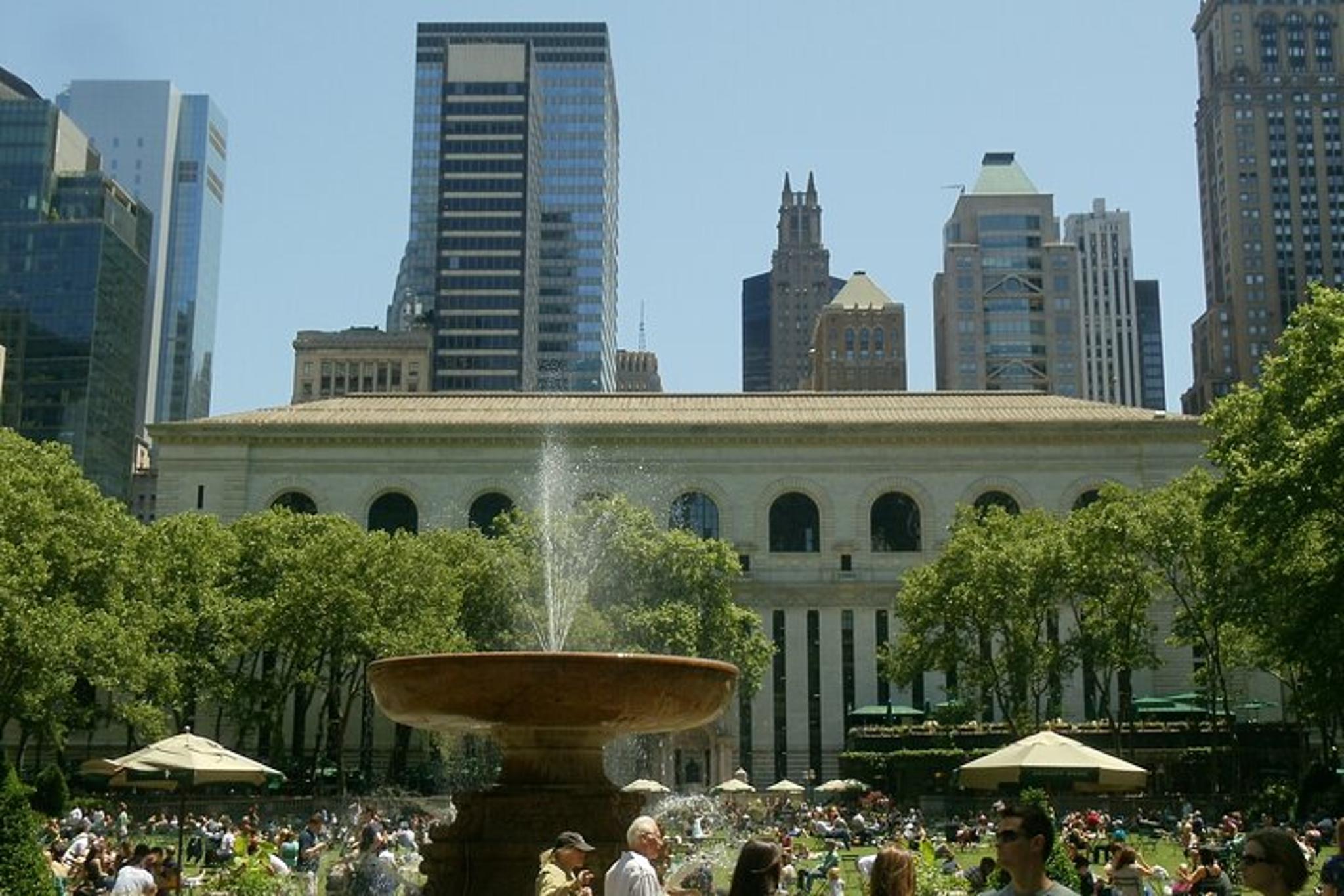 New York Midtown Walking Tour and Scavenger Hunt - Image 6