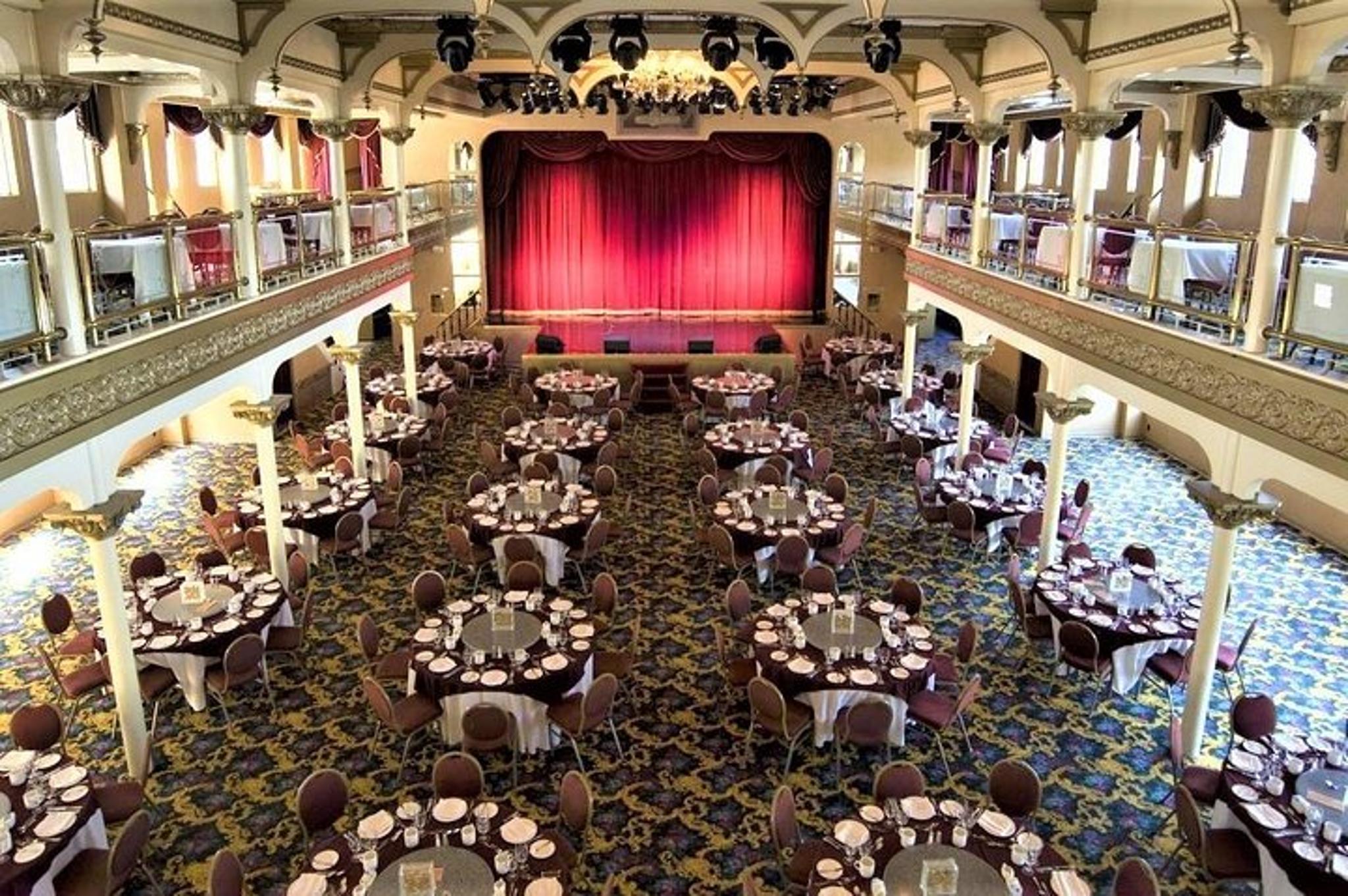 Nashville General Jackson Showboat Dinner Cruise - Image 6