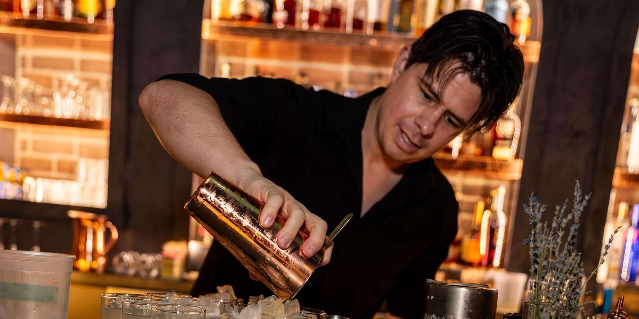 Las Vegas Arts District Speakeasy Bar Crawl - Image 3