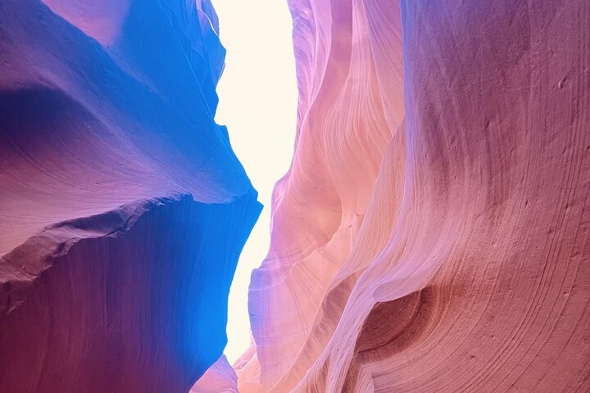 Las Vegas Antelope Canyon and Horseshoe Bend Tour - Image 4