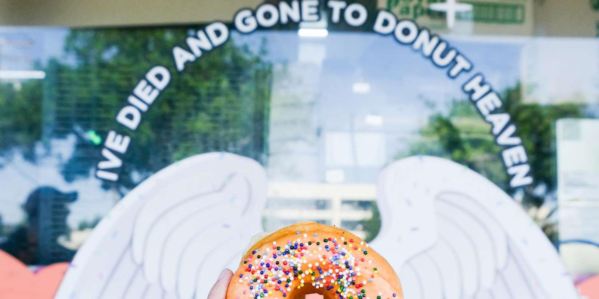 Santa Monica Donut Walking Tour - Image 2