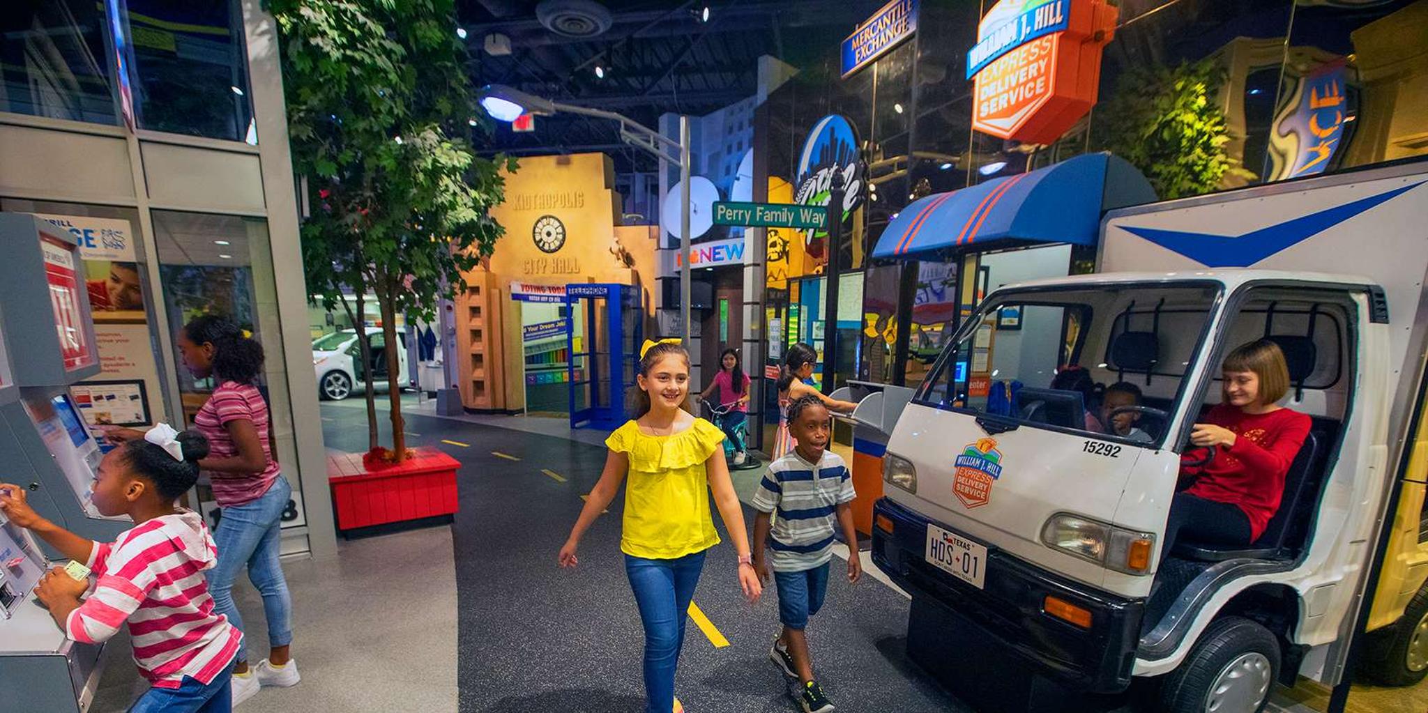 Houston Children's Museum Admission - Image 3