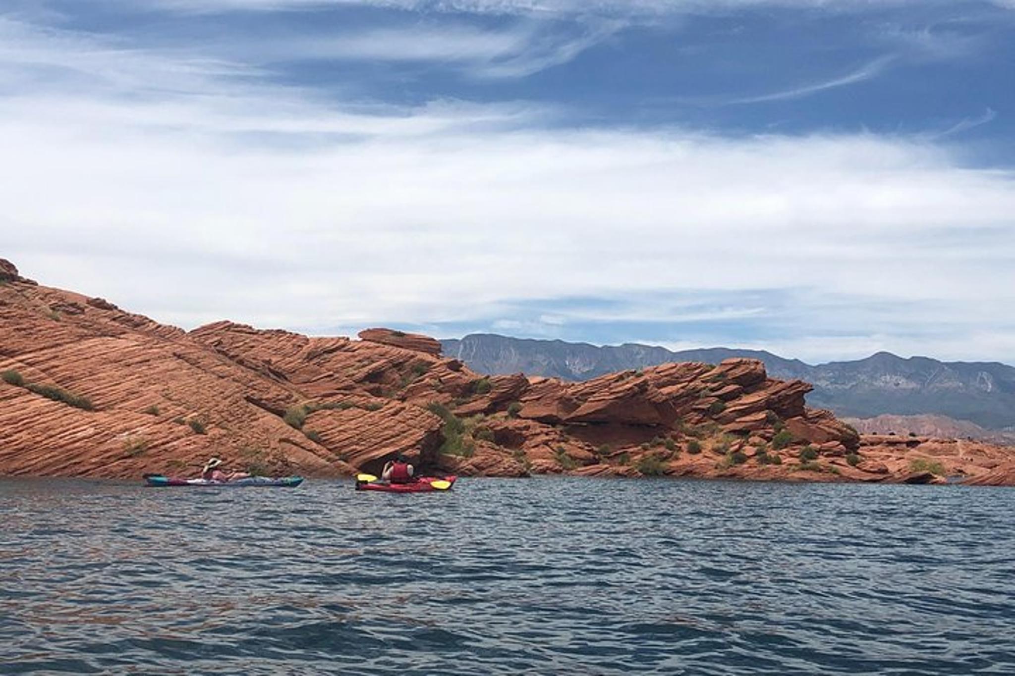 Las Vegas Paddleboard and Hiking Adventure 2 Days - Image 4