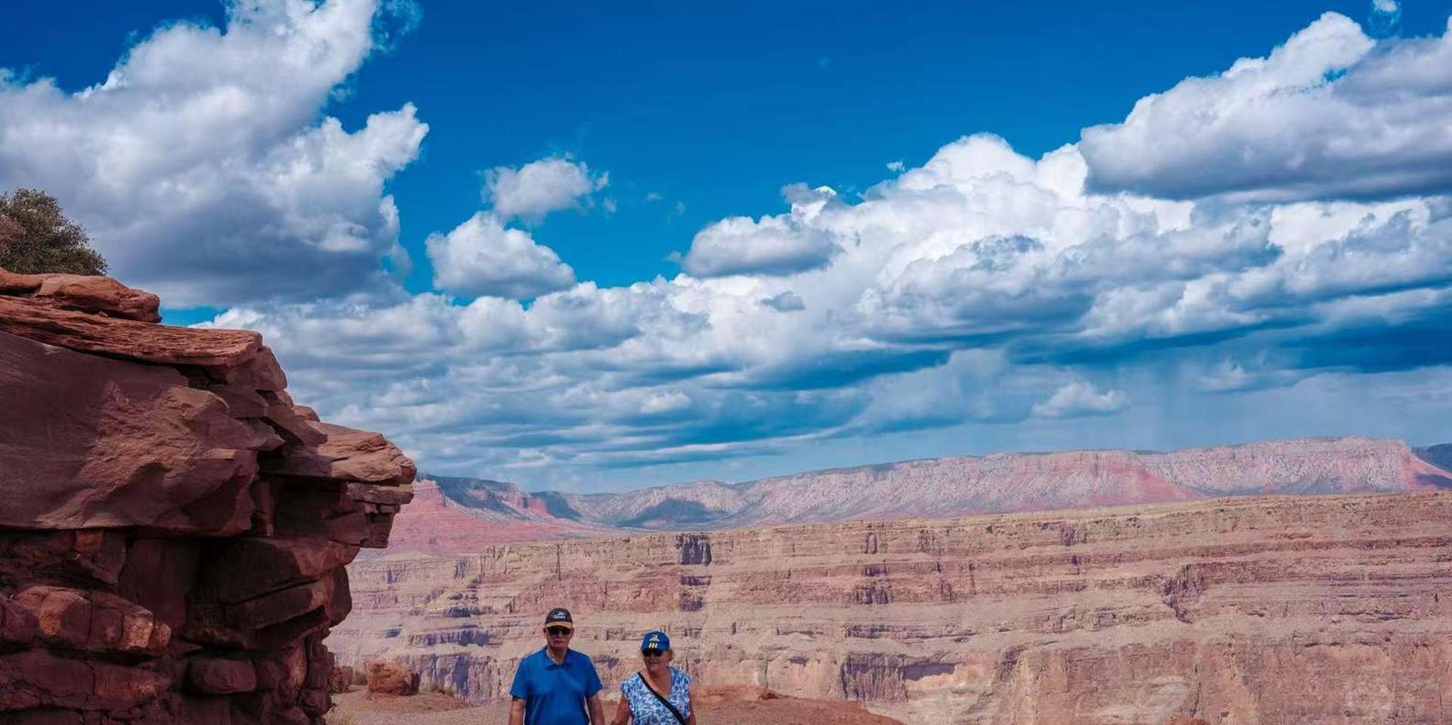 Las Vegas Grand Canyon and Hoover Dam Private Tour - Image 2