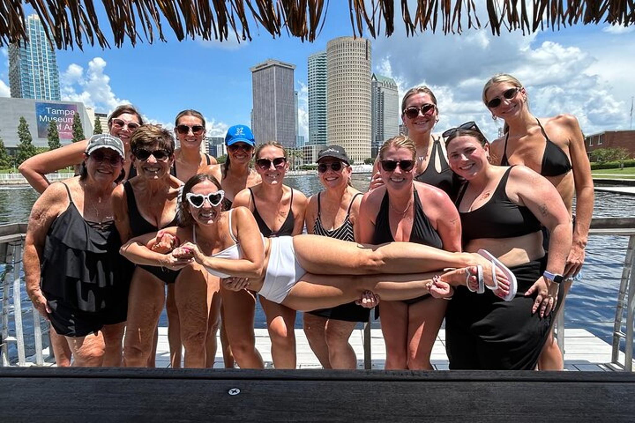 Tampa Floating Tiki Boat Tour 2 hr - Image 4