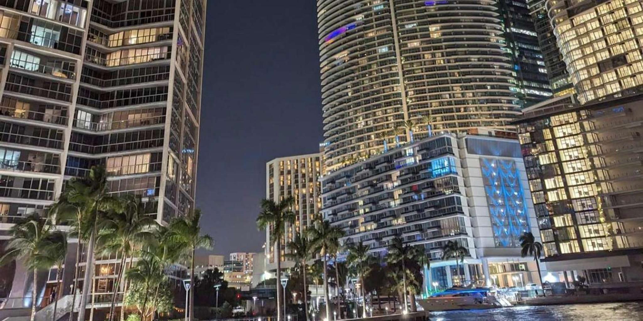 Miami Sunset and Night Cruise - Image 5