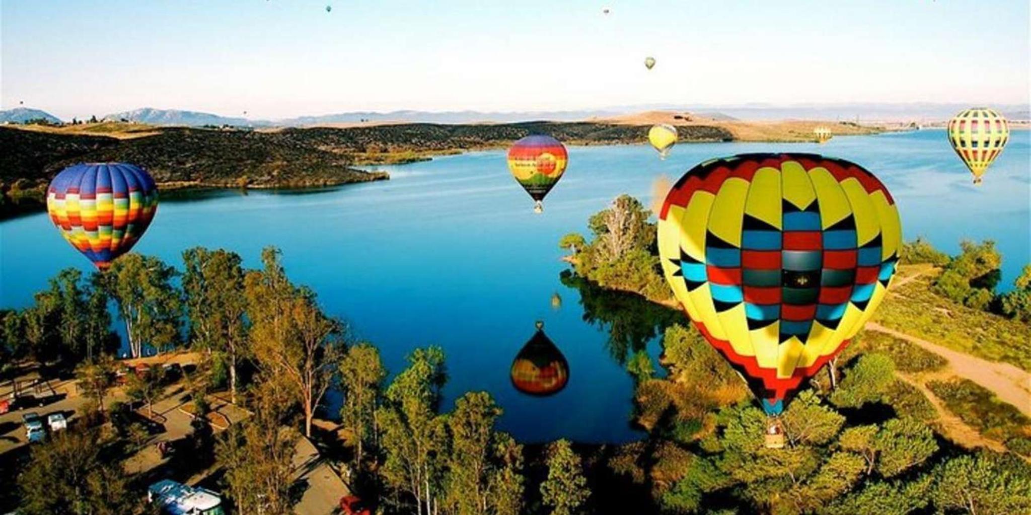 Temecula Sunrise Hot Air Balloon Ride - Image 1