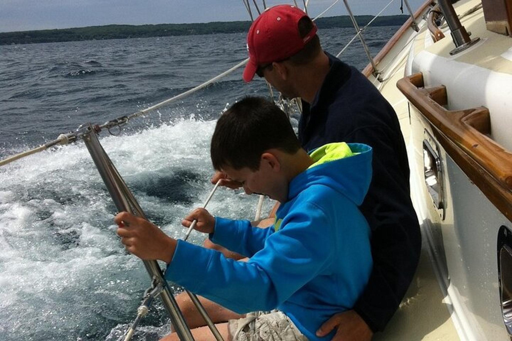 Grand Traverse Bay Private Sailing Experience - Image 4