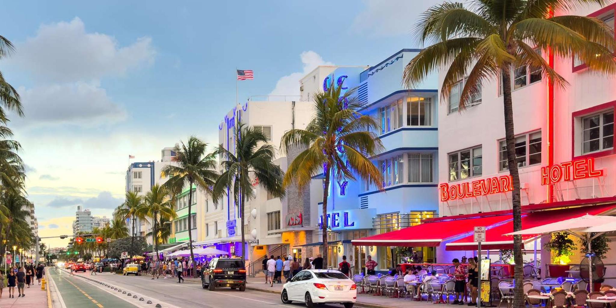 Miami Art Deco Tour with Wolfsonian Museum - Image 2