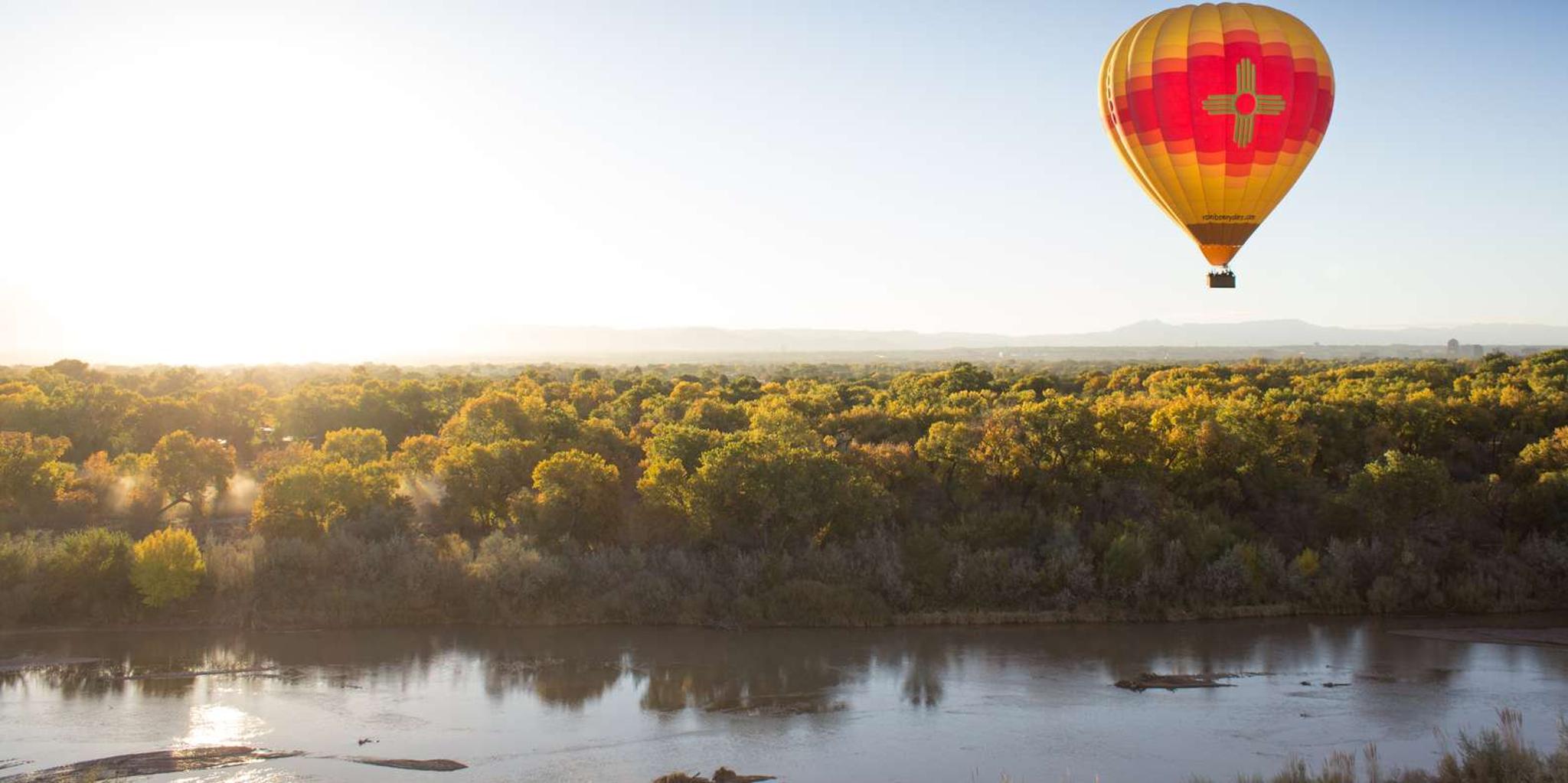 Albuquerque Hot Air Balloon Ride at Sunset - Image 2