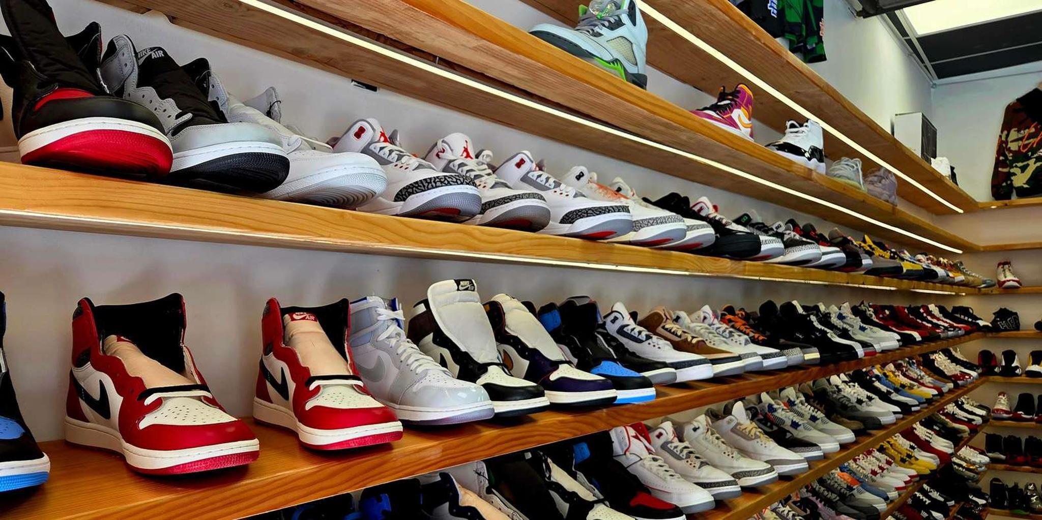 New York Lower East Side Fashion Tour - Image 1