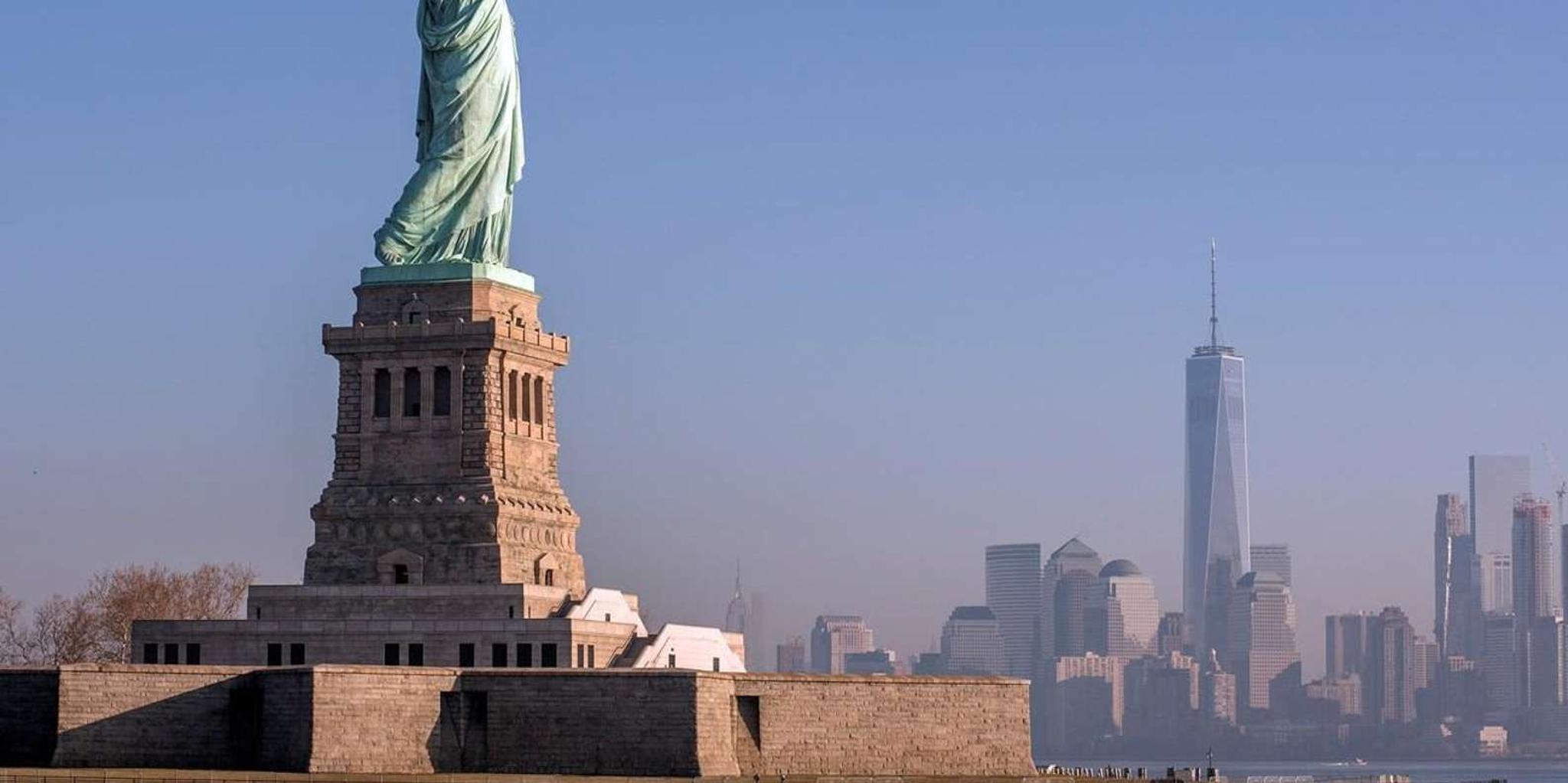 New York Statue of Liberty and Ellis Island Tour