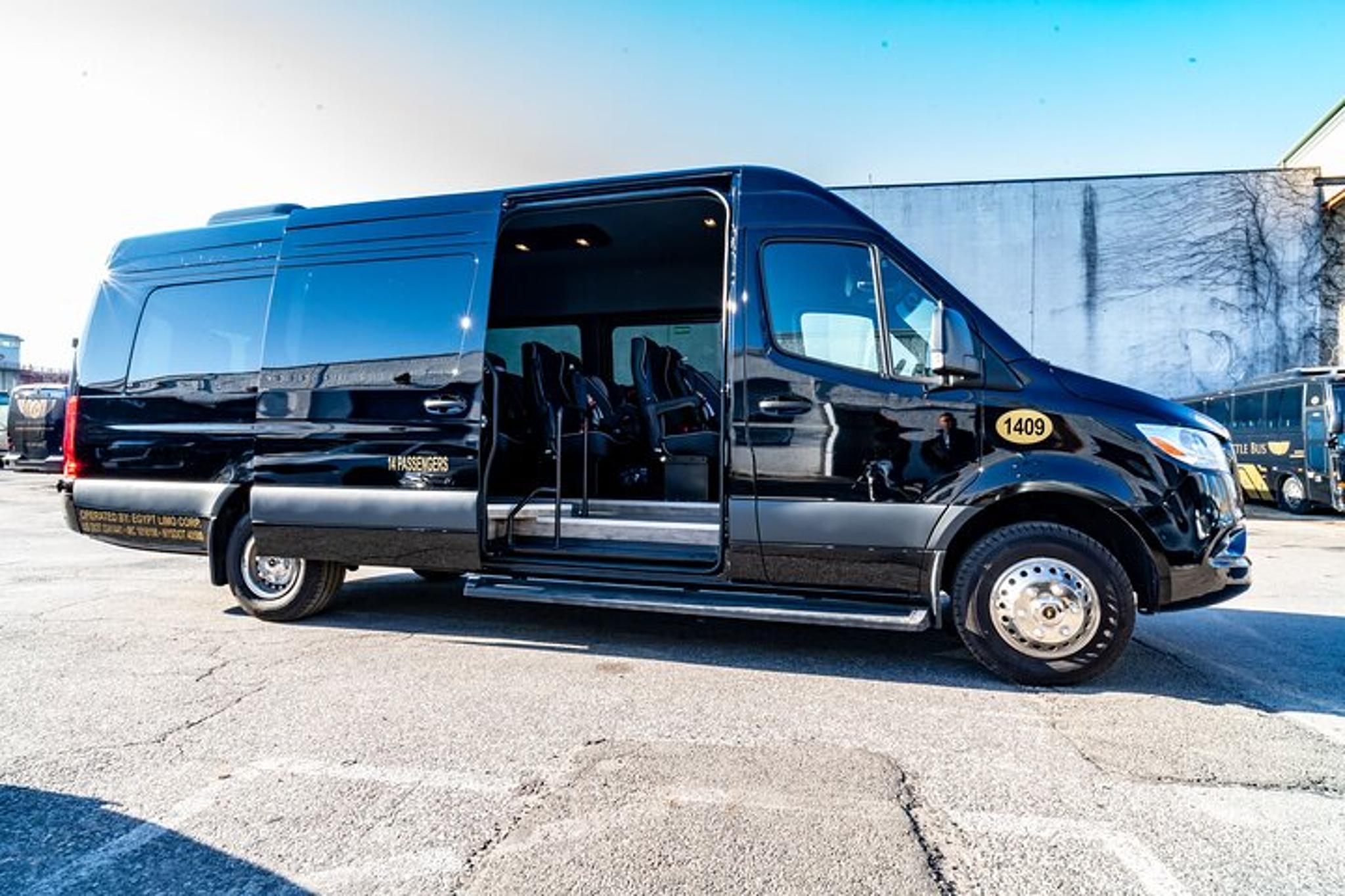 New York City Airport Group Arrival Transfer - Image 1