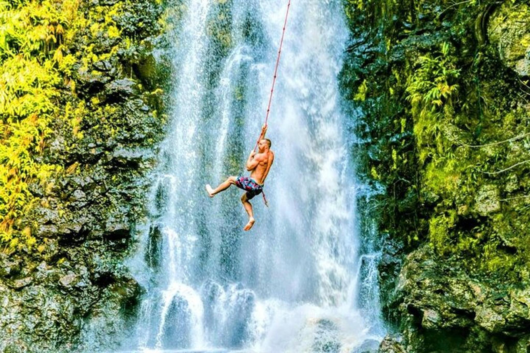 Maui Road to Hana Tour with Black Sand Beach