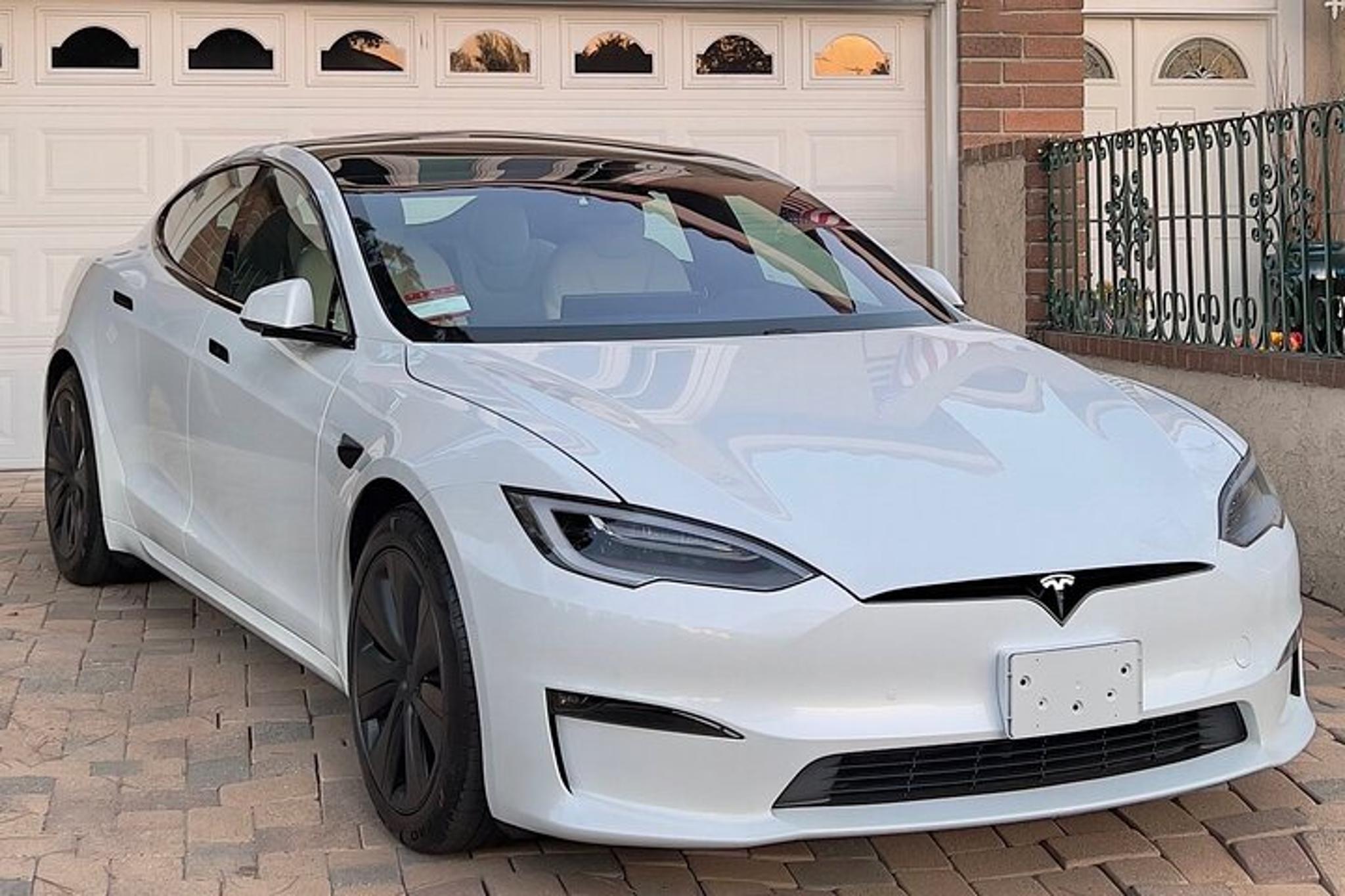 New York Airport Transfers - Image 1