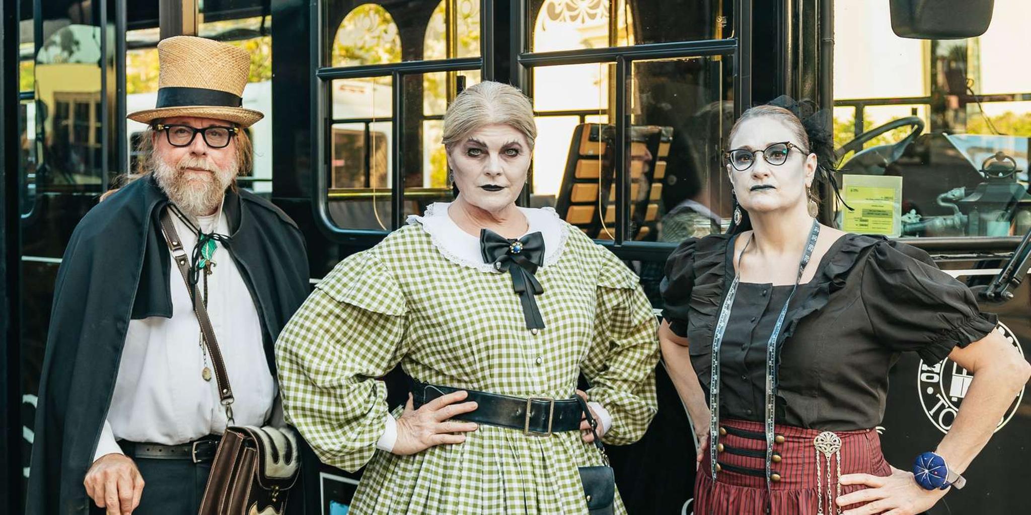 San Diego Ghosts and Gravestones Trolley Tour - Image 5