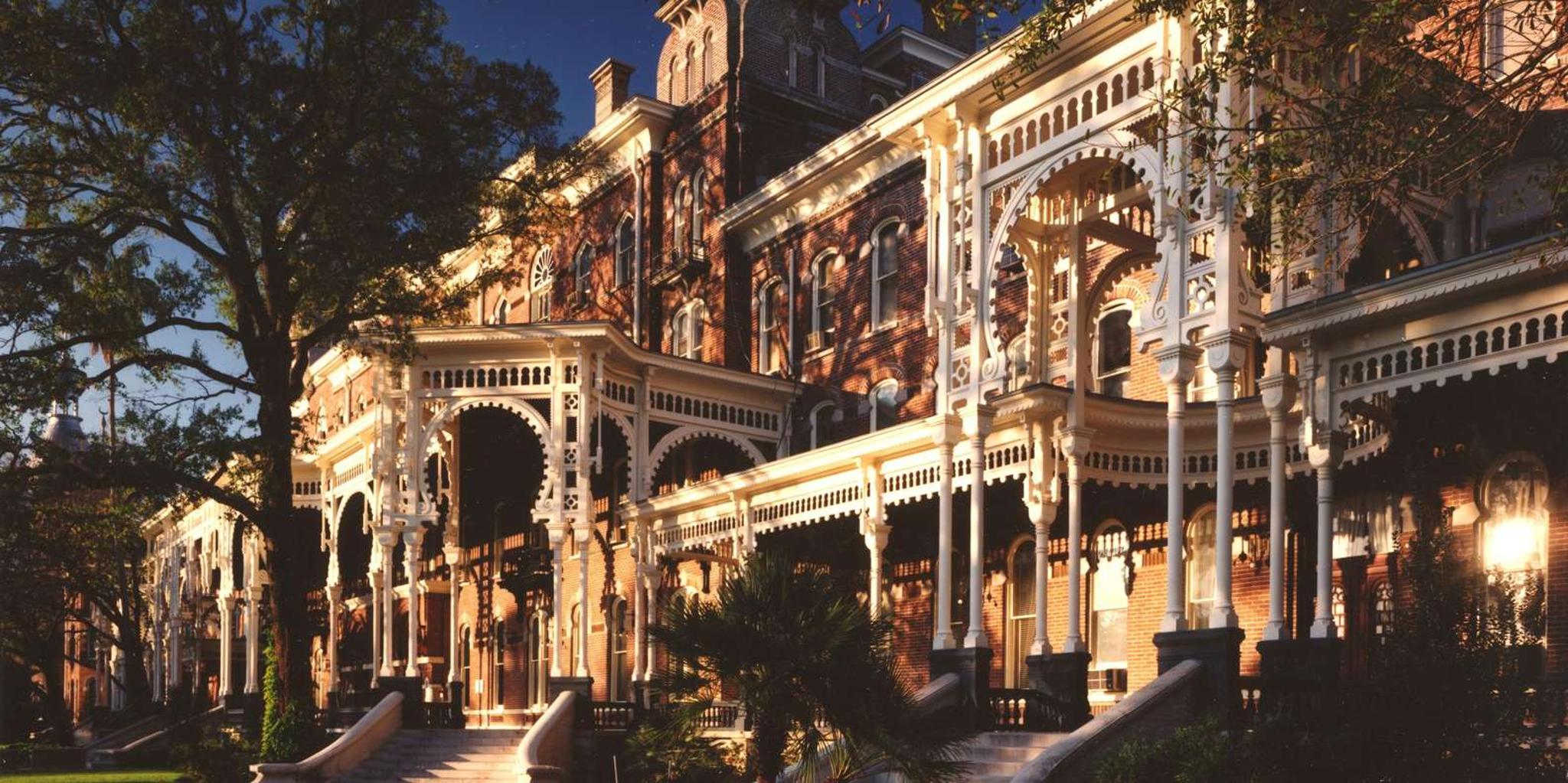 Tampa Museum Entry with Audio Guide