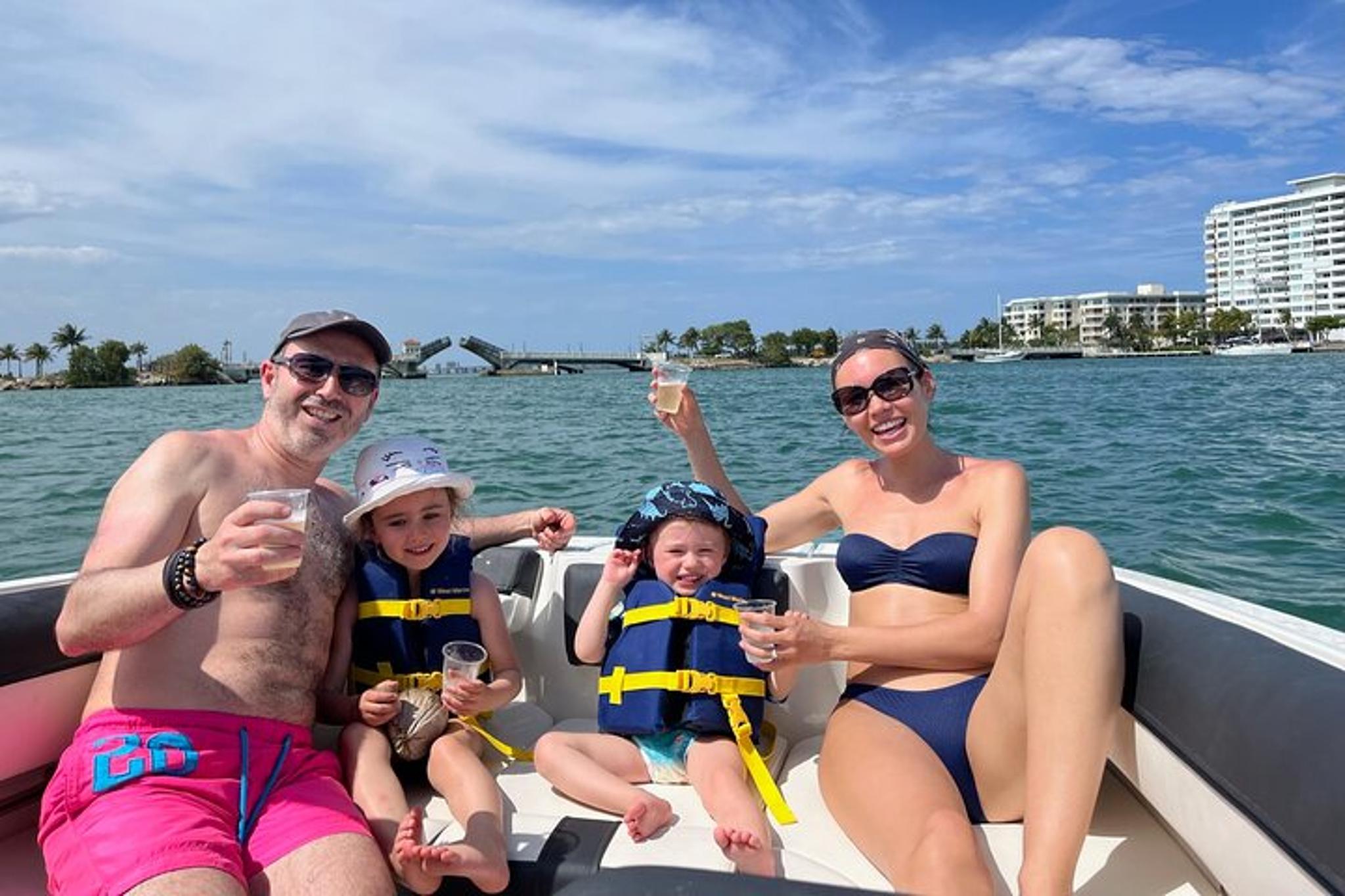 Miami Boat Tour with Snorkeling and Dolphin Spotting - Image 2