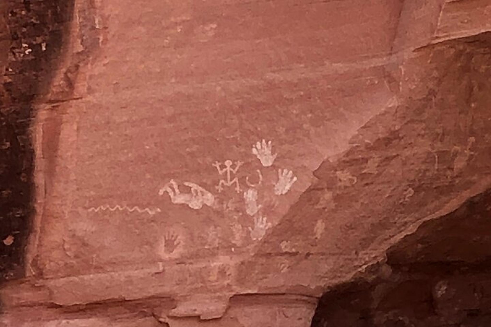 Canyon de Chelly Private Canyon Tour 3 hr - Image 4