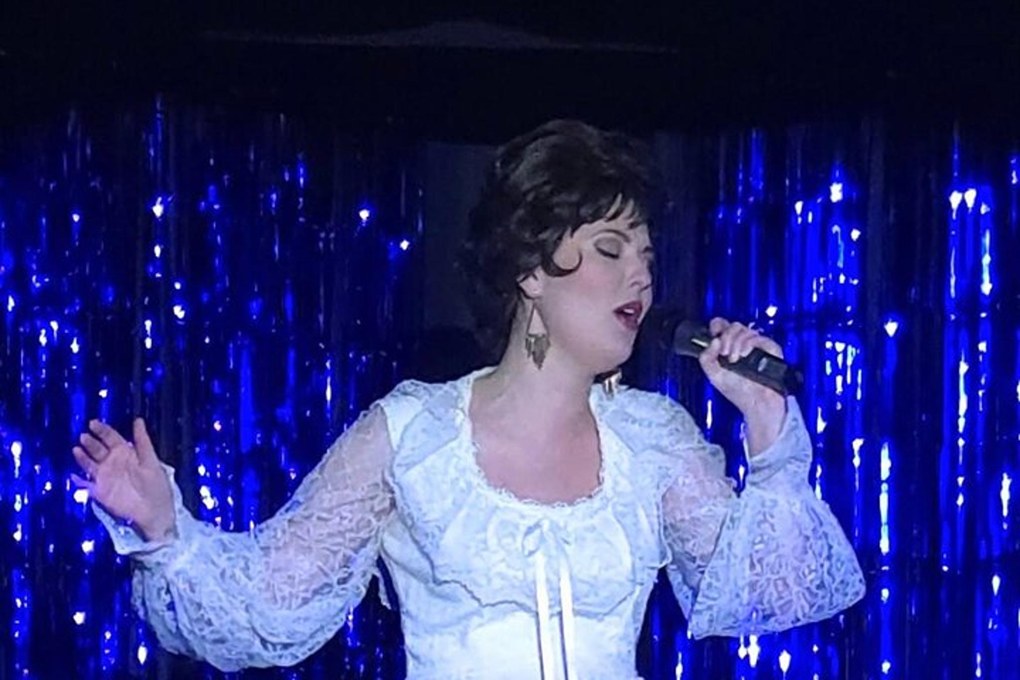 Pigeon Forge Patsy Cline Tribute Show 90 min - Image 6