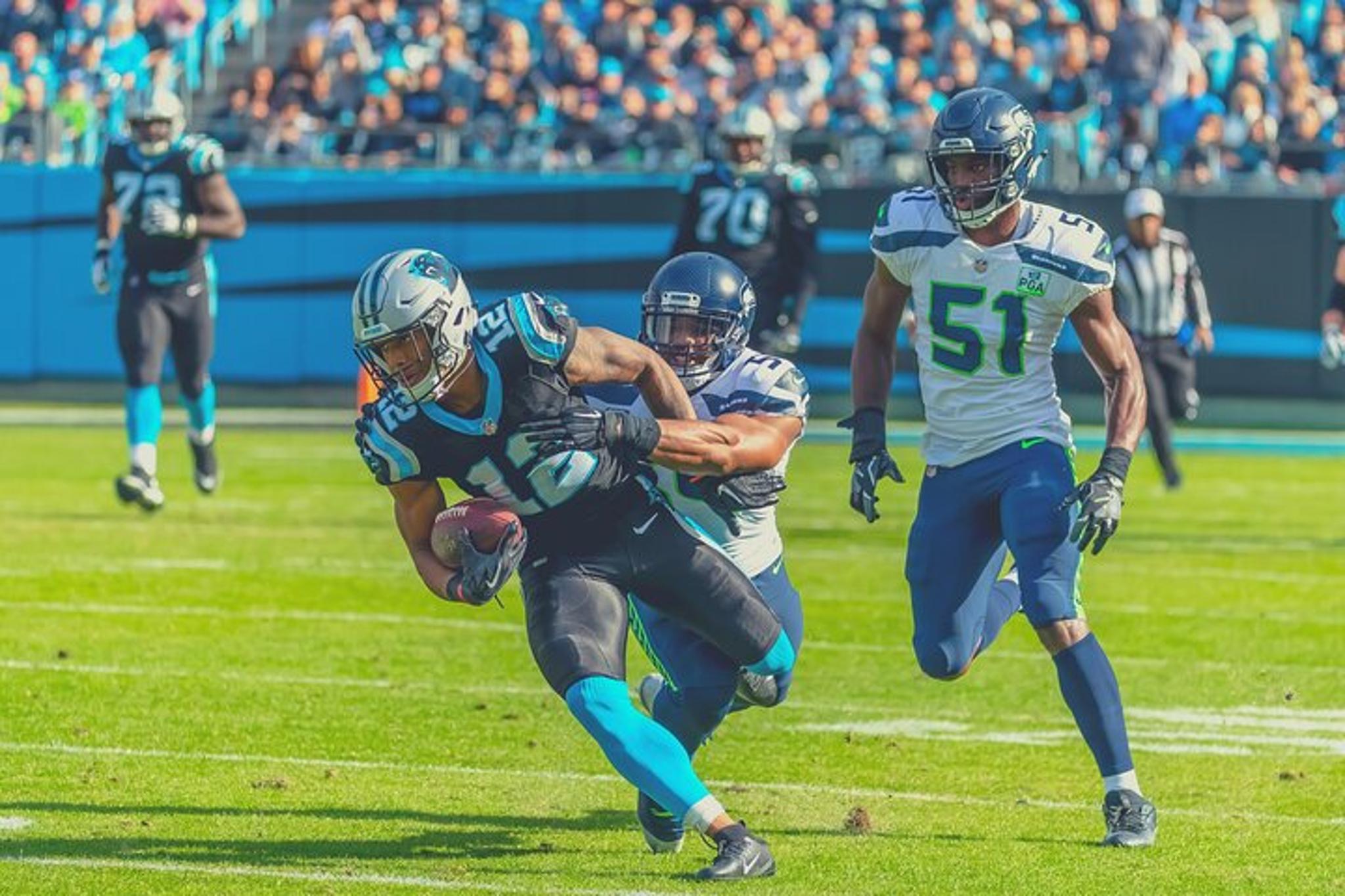 Charlotte Carolina Panthers Football Game - Image 6