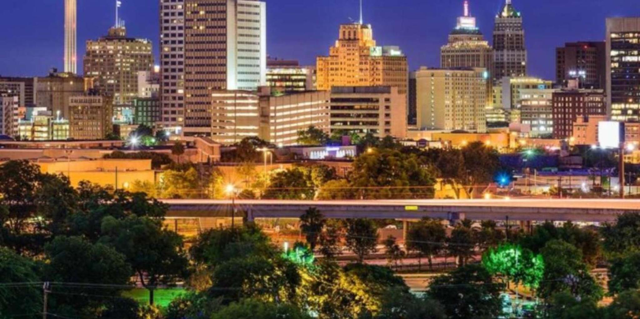 San Antonio City Lights Night Trolley Tour - Image 2
