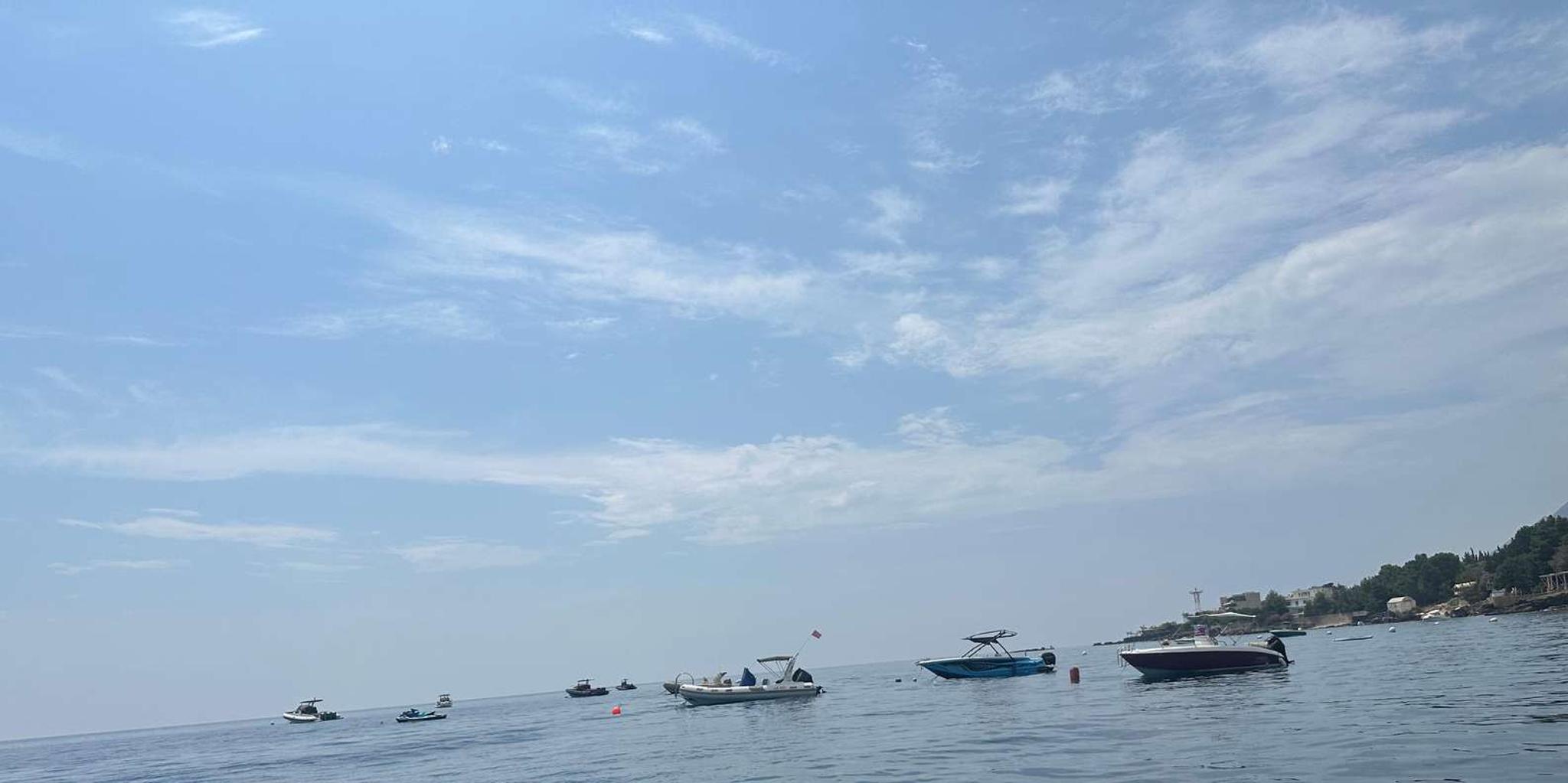 Austin Lake Travis Boat Tour with BBQ & Swimming - Image 2