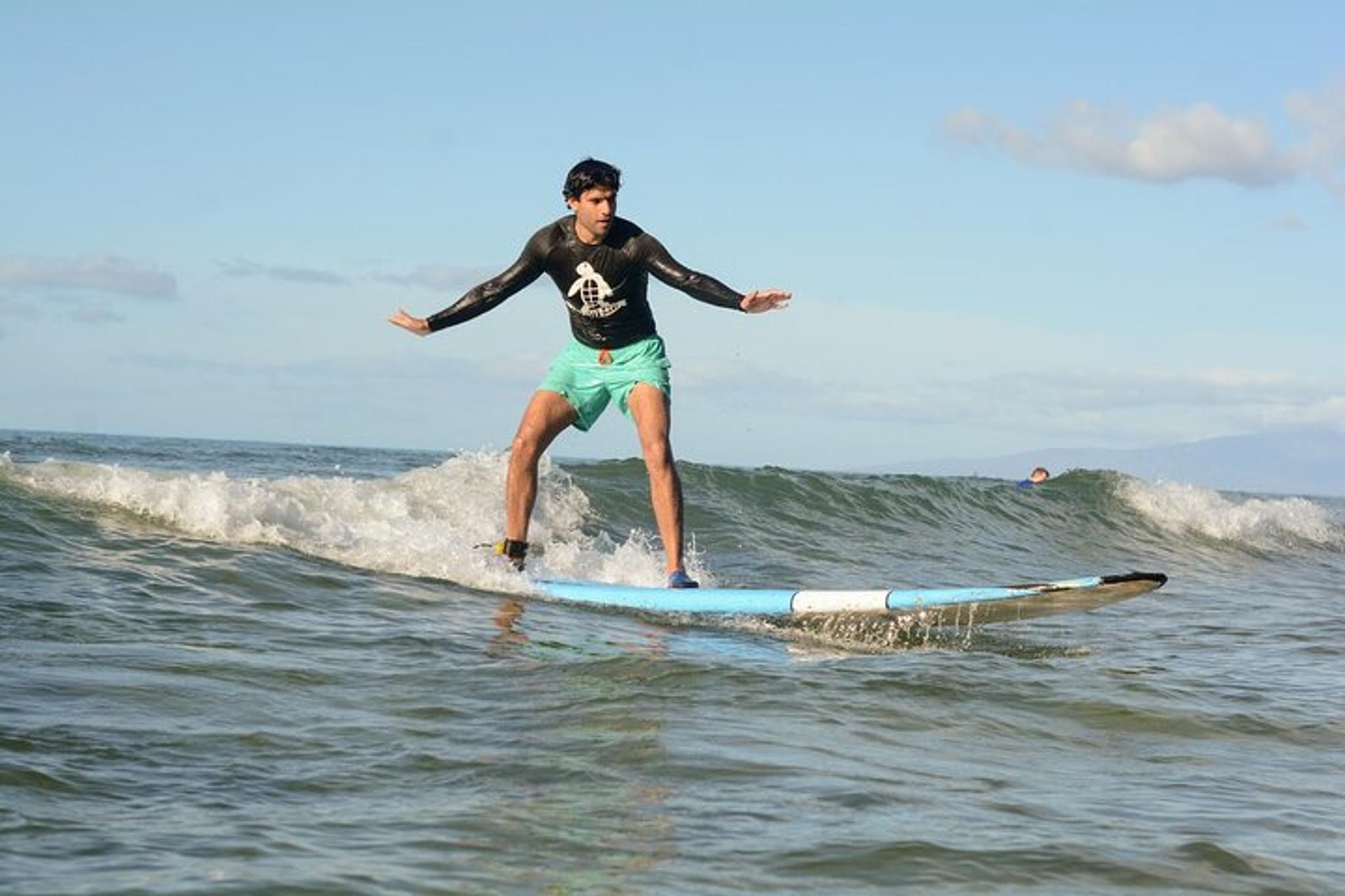 Kihei Surf Lesson at Kalama Beach 2 hr - Image 3