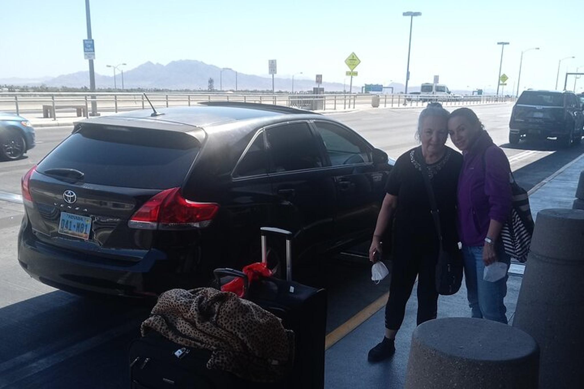 Las Vegas Private Hotel and Airport Transport - Image 3