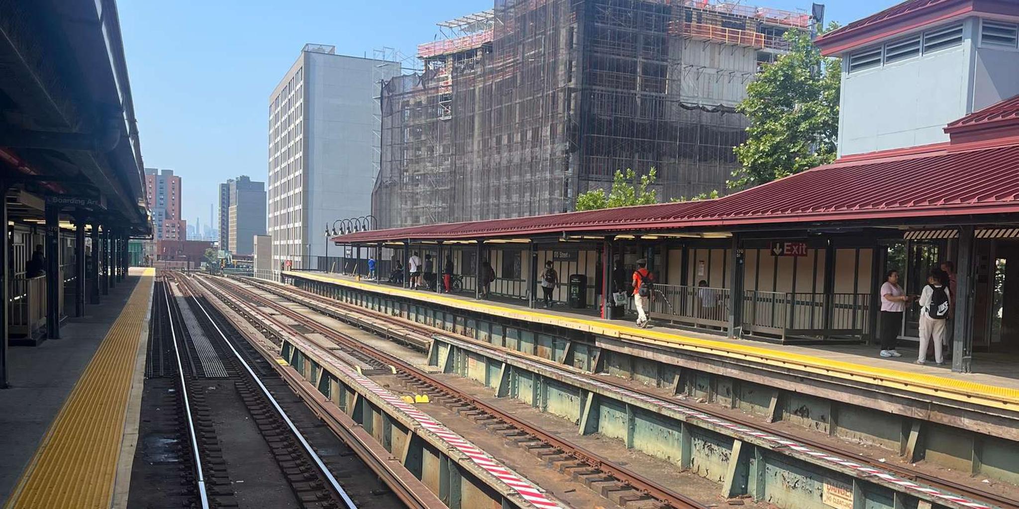 New York City Bronx Subway and Walking Tour - Image 5