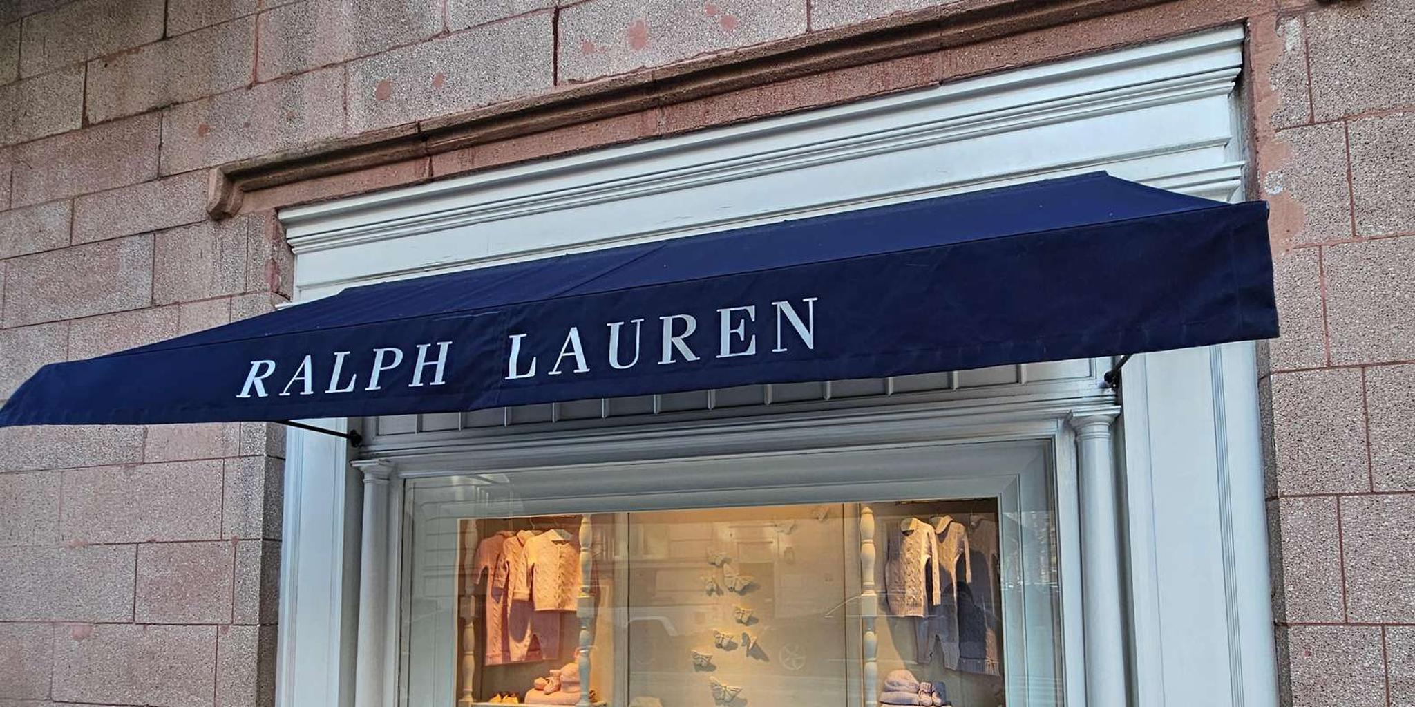 New York City Gossip Girl Walking Tour - Image 3