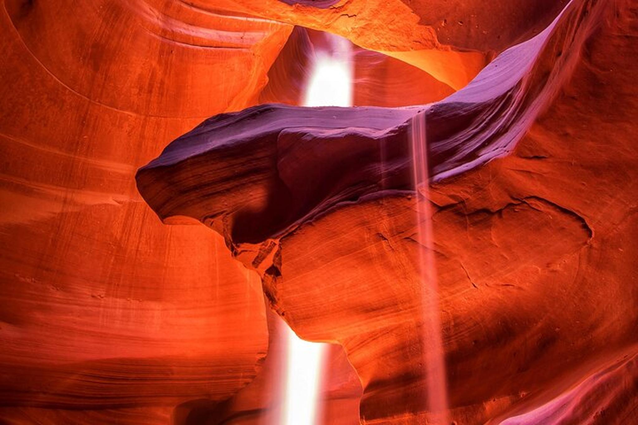 Page Lower Antelope Canyon Tour - Image 5