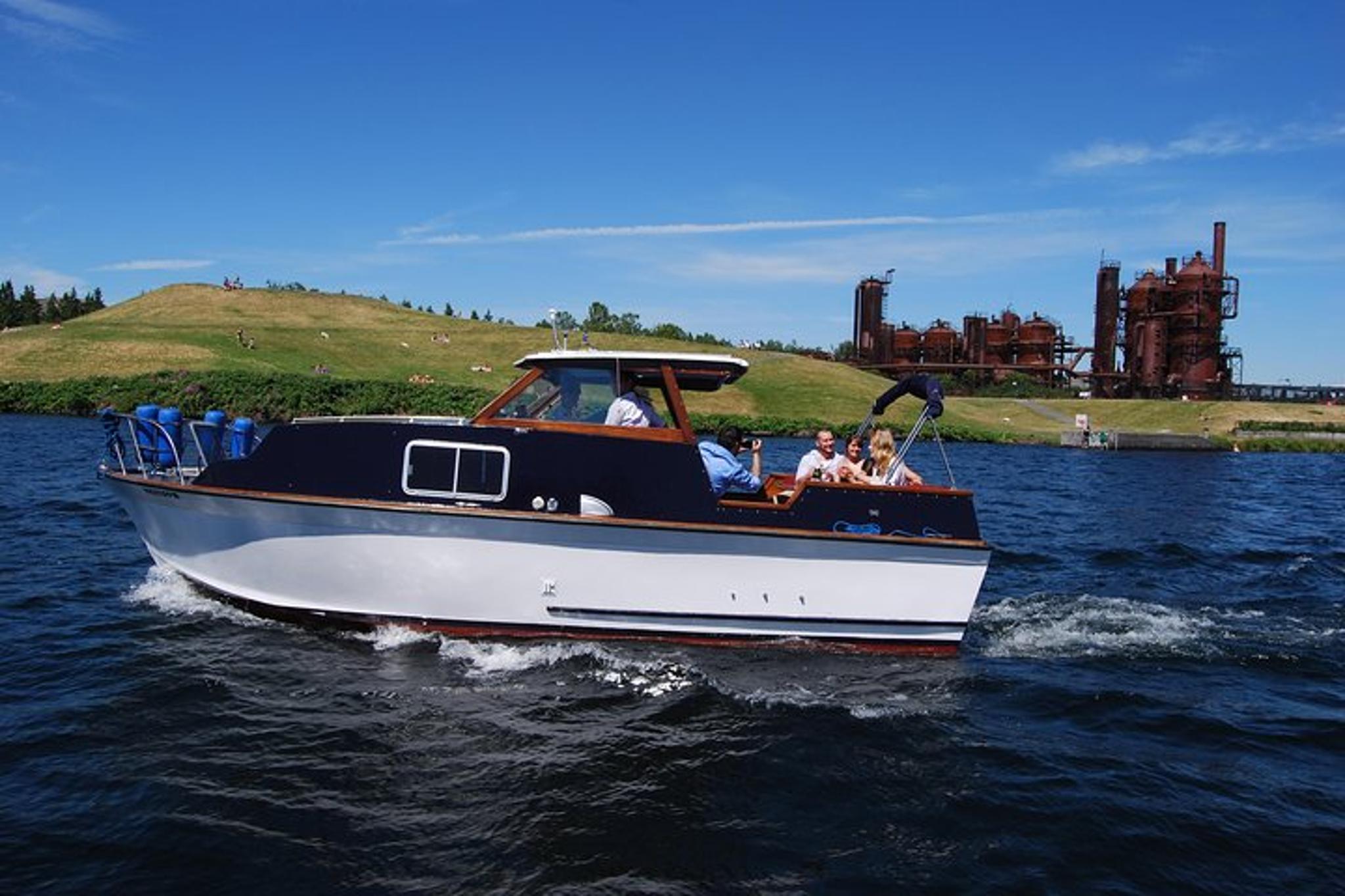 Seattle Sightseeing Floating Homes Cruise BYOB 2 hr - Image 3