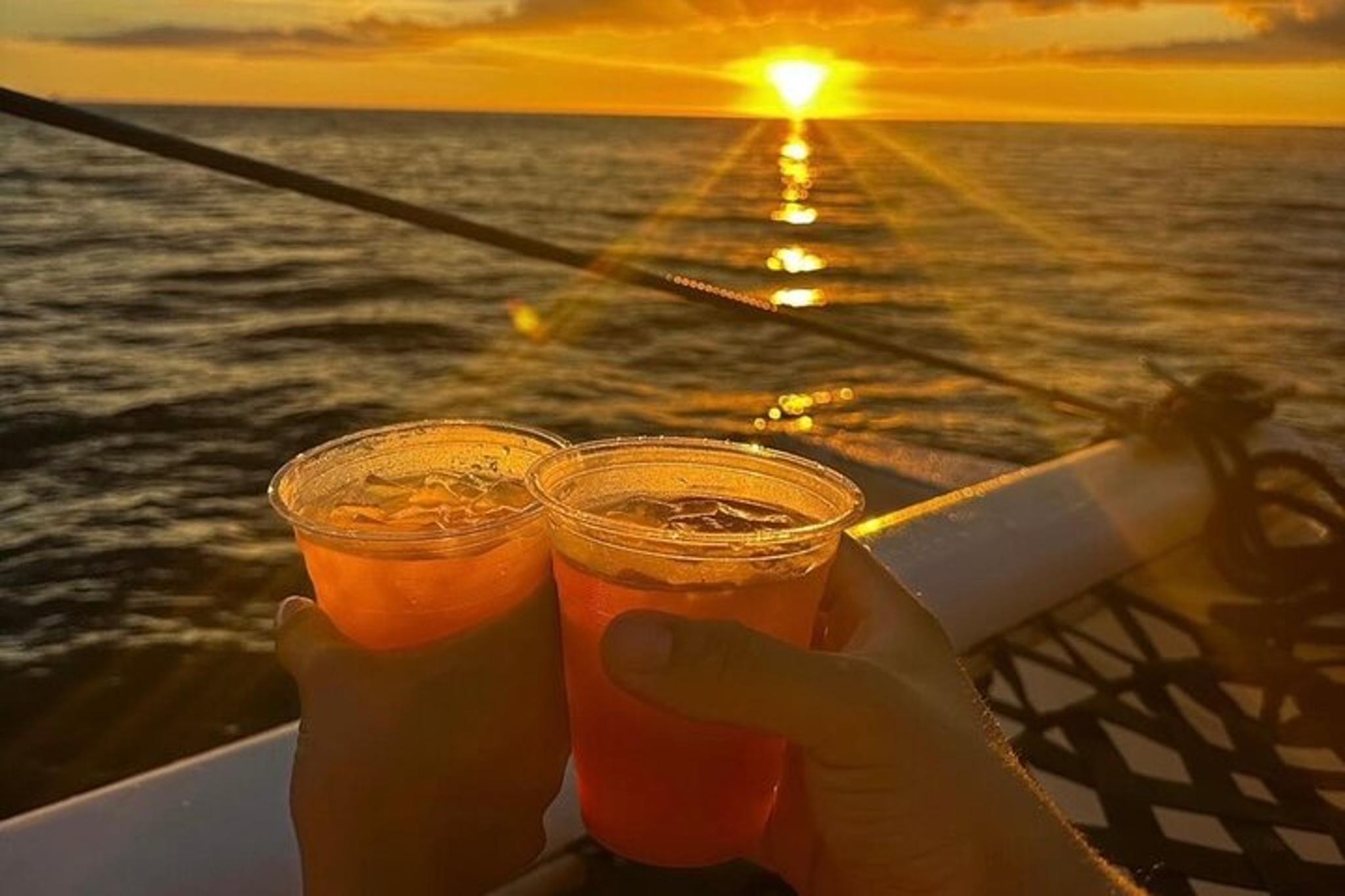 Waikiki Sunset Whale Watching Cruise 2 hr - Image 2