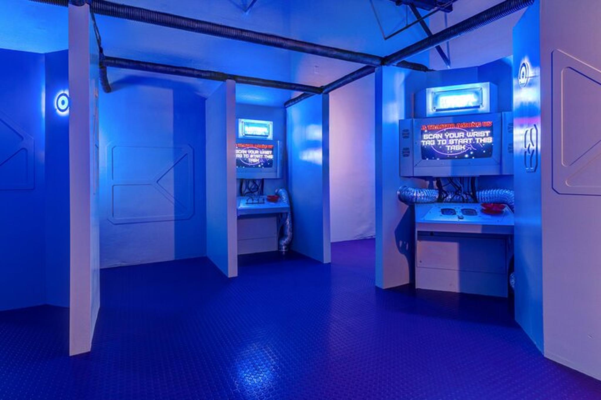 Palm Springs Escape Room Game - Image 4