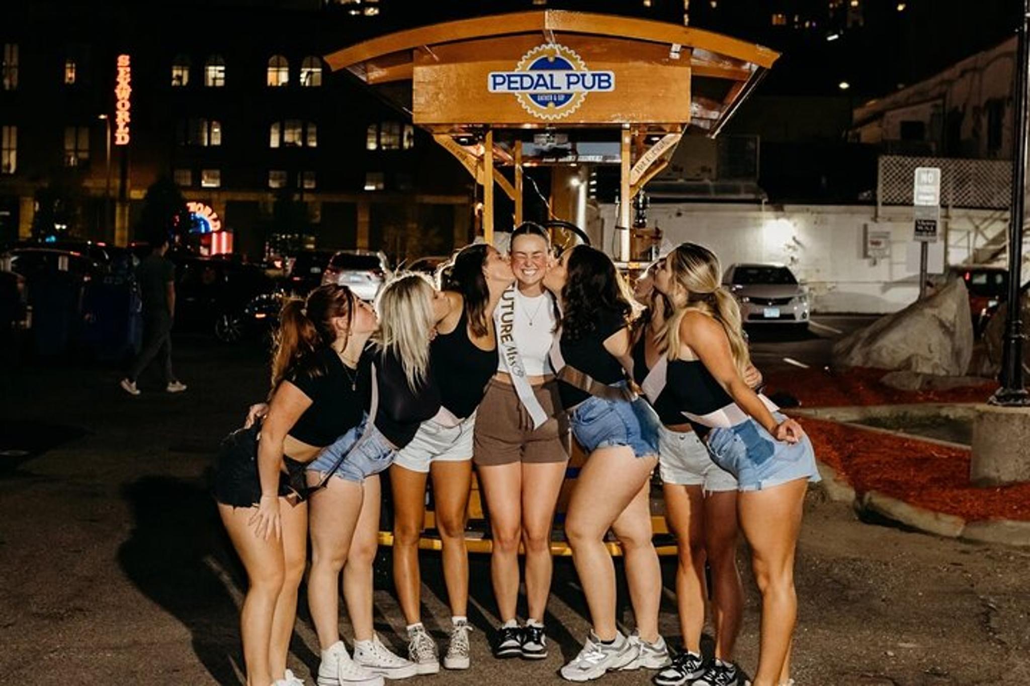 Miami Arts District Party Bike Pub Crawl - Image 6