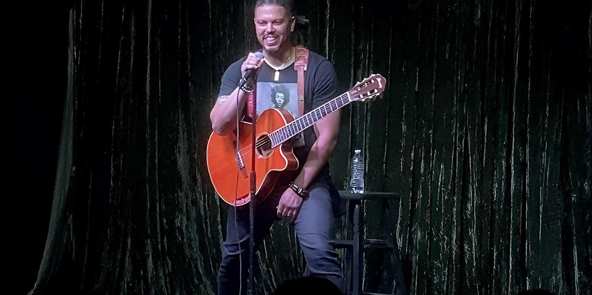 Las Vegas Comedy Show with Drink - Image 2