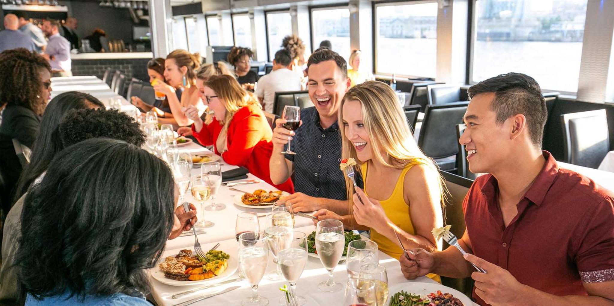 New York Thanksgiving Buffet Dinner Cruise - Image 2