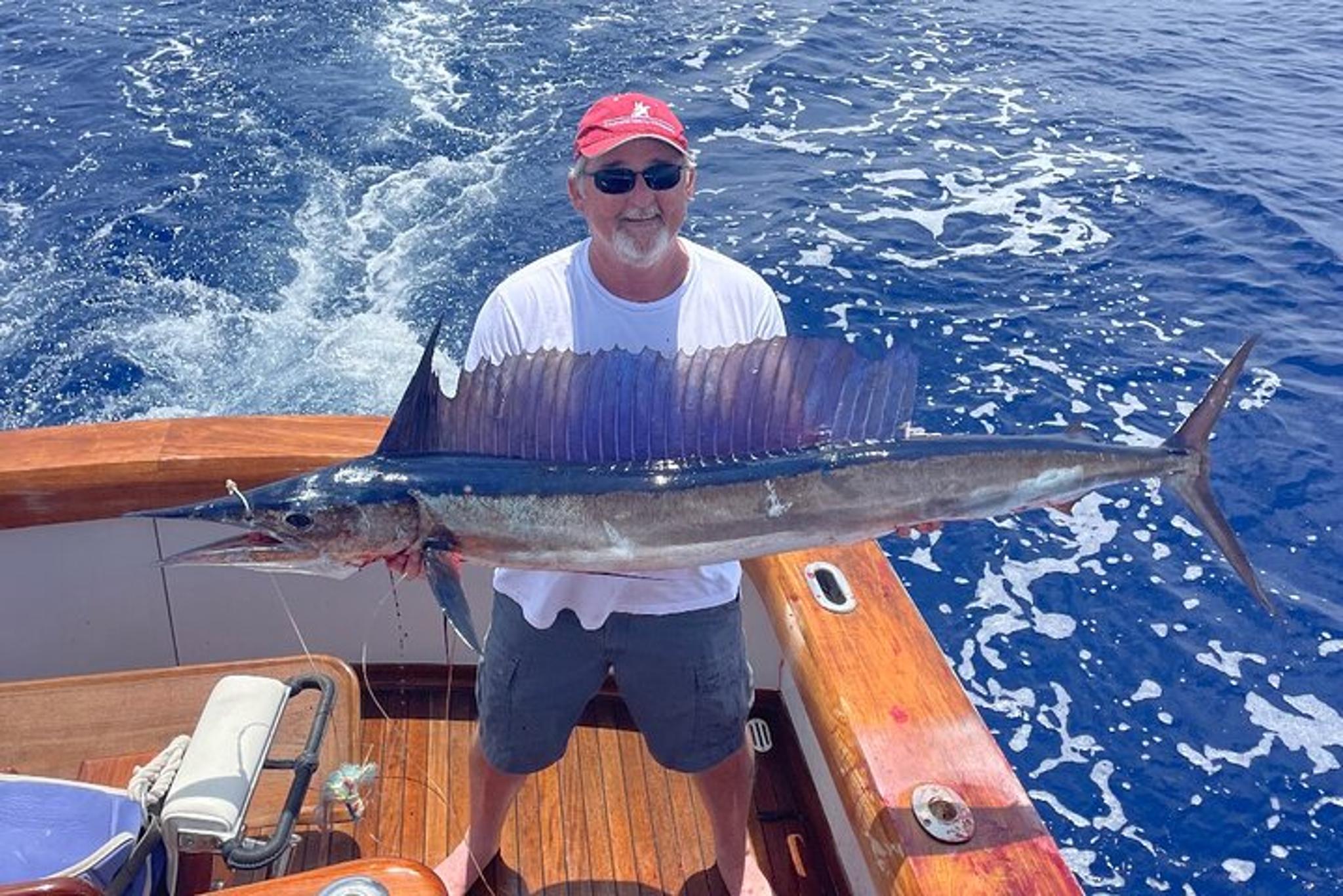 Kailua-Kona Fishing Charter 4 hr