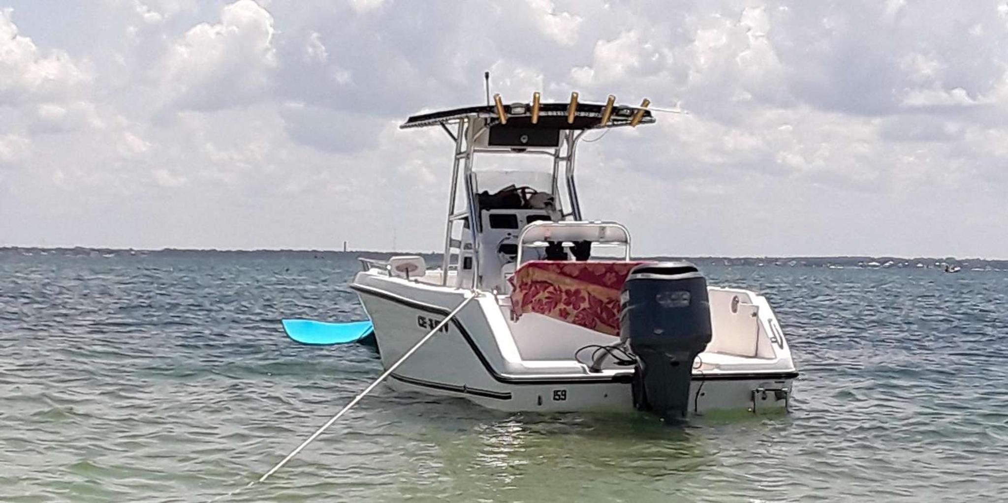 Clearwater Private Boat Tour and Island Hopping - Image 5