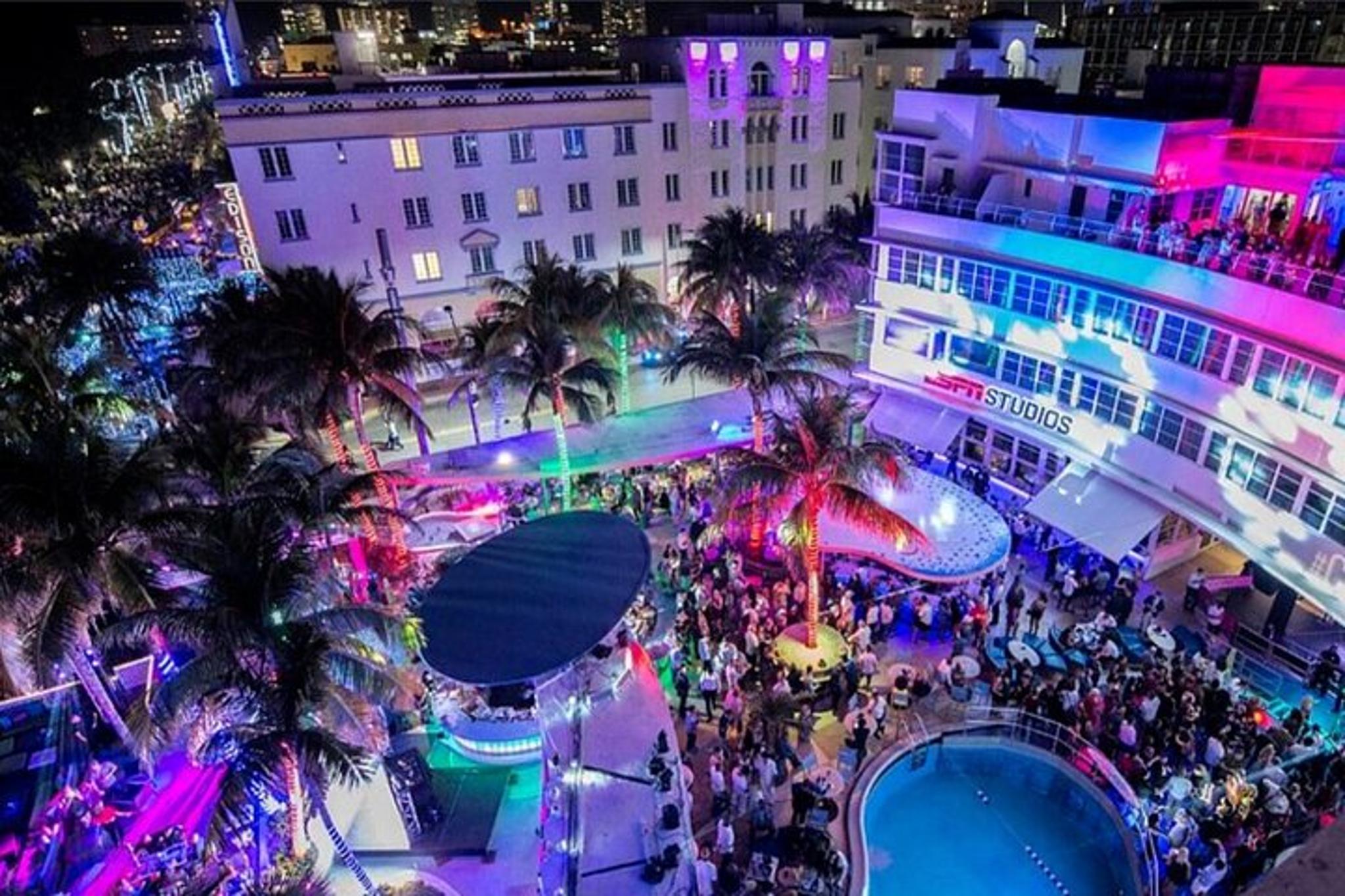 Miami Bar Crawl - Image 3