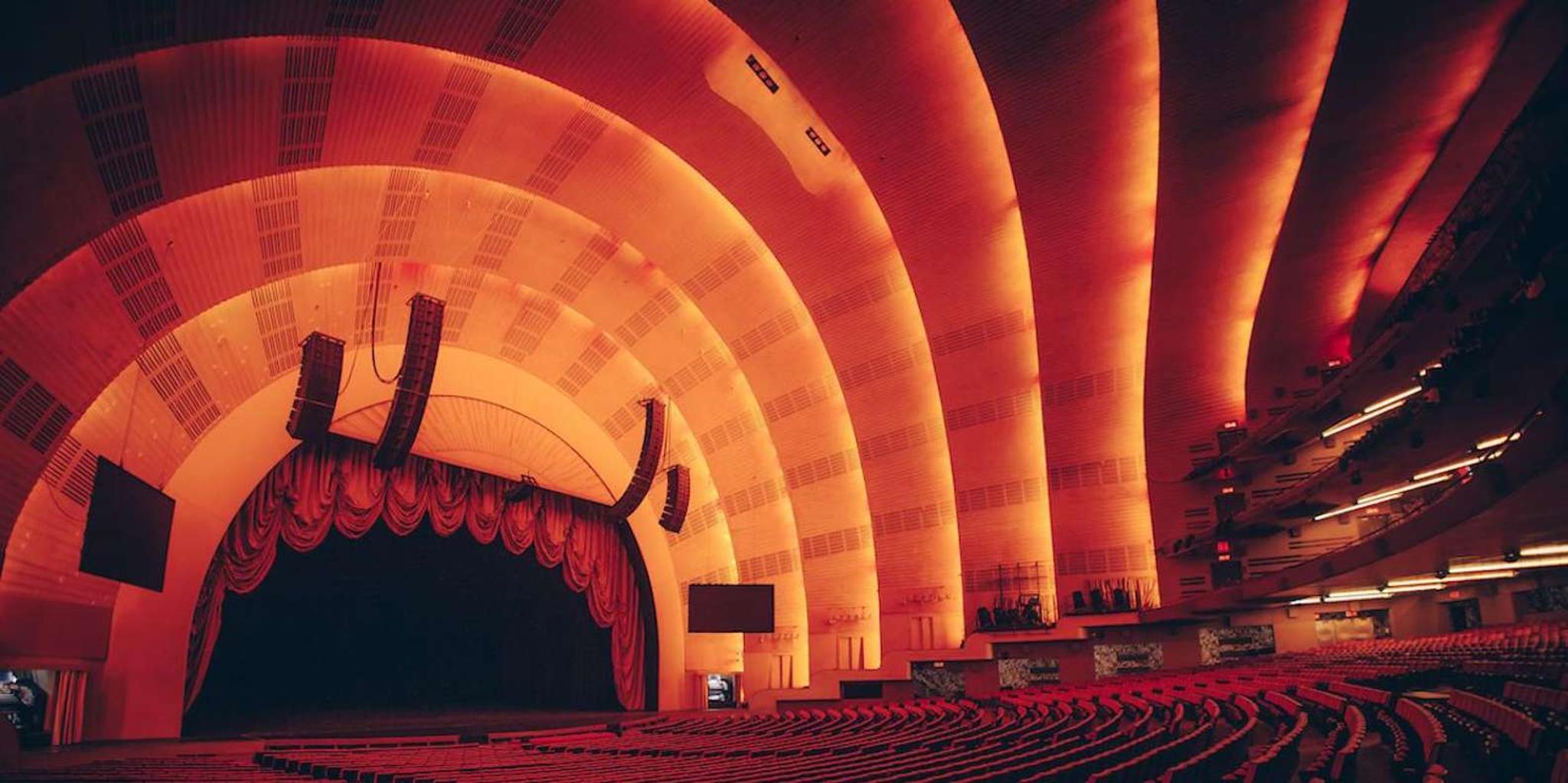 New York Radio City Music Hall Tour - Image 3