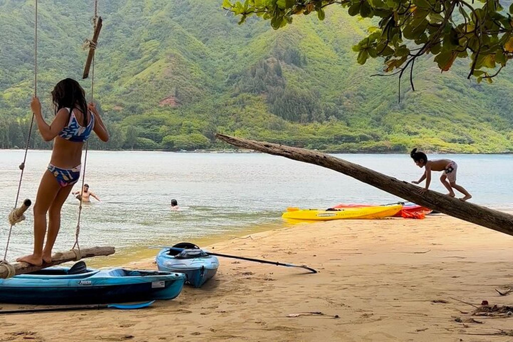 Kahana Bay Kayak and Stand Up Paddle Rental - Image 3