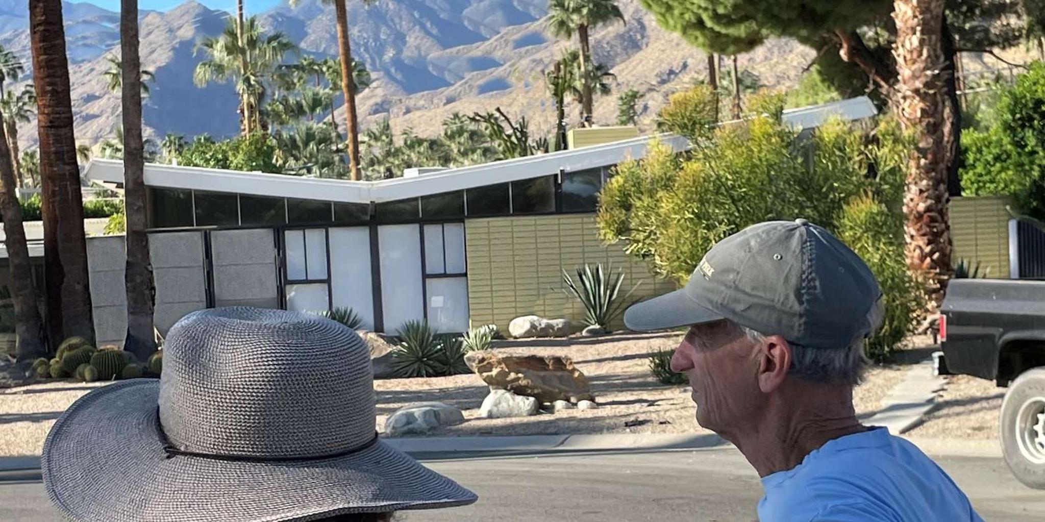 Palm Springs Walking Tour Twin Palms 2 hr - Image 2