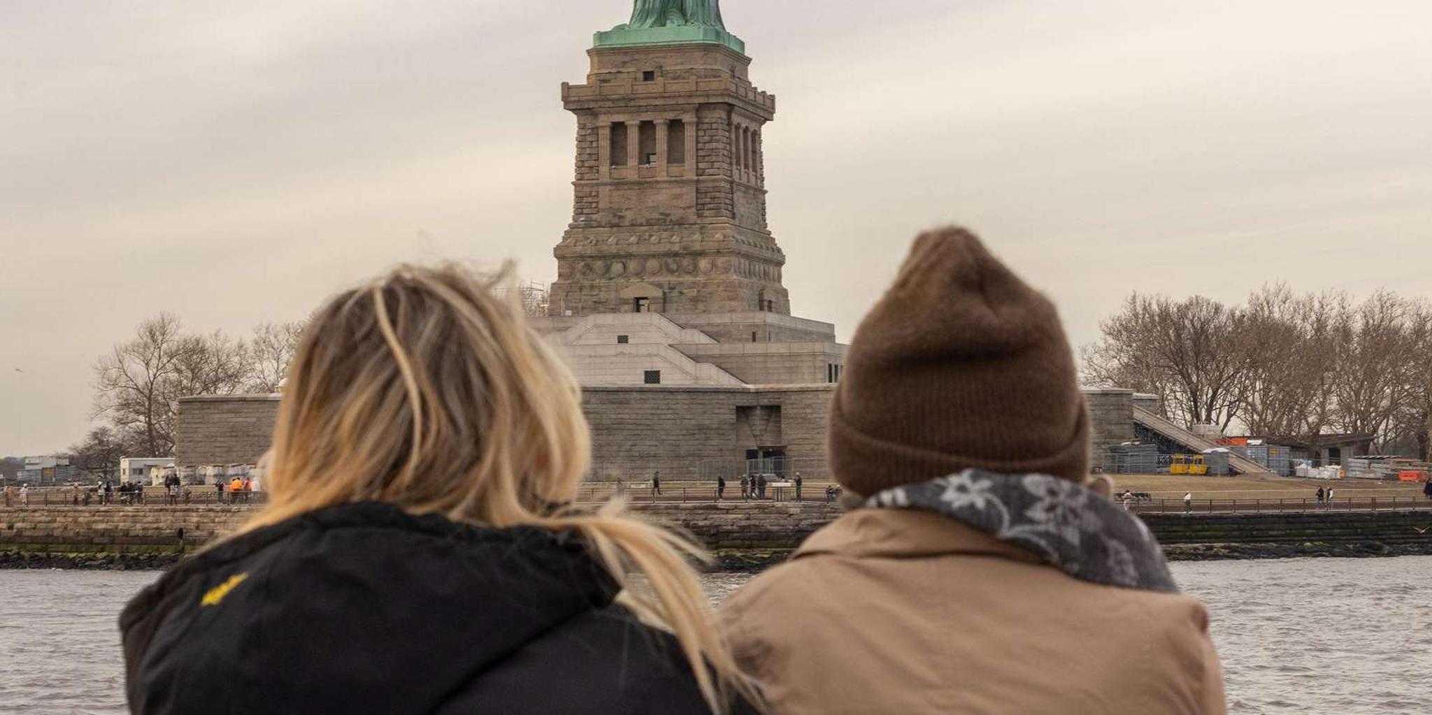 New York City Statue of Liberty Cruise - Image 4